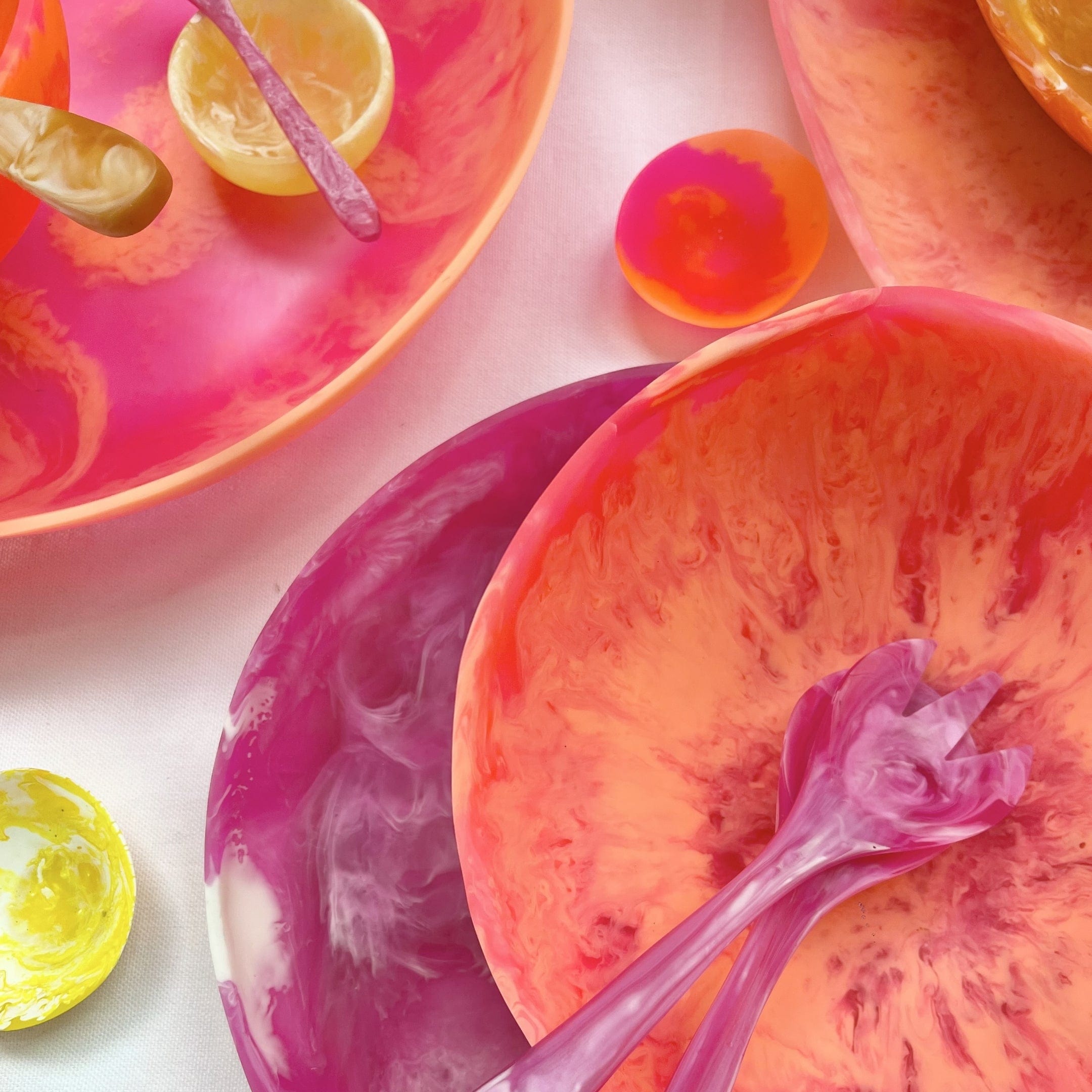 Handmade Resin Swirl Bowl - Pink Flamingo Design - Unique Home Decor for Dining Table, Centerpiece, or Gift Idea