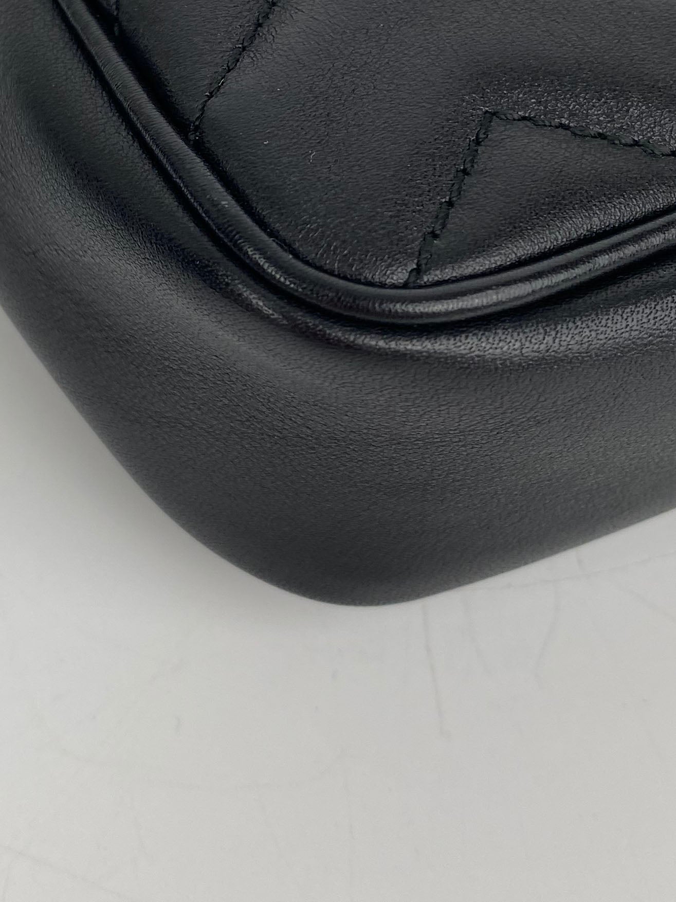 Gucci Black Super Mini Marmont Crossbody Bag - Luxury Leather Shoulder Purse for Women, Perfect for Date Night & Evening Outings