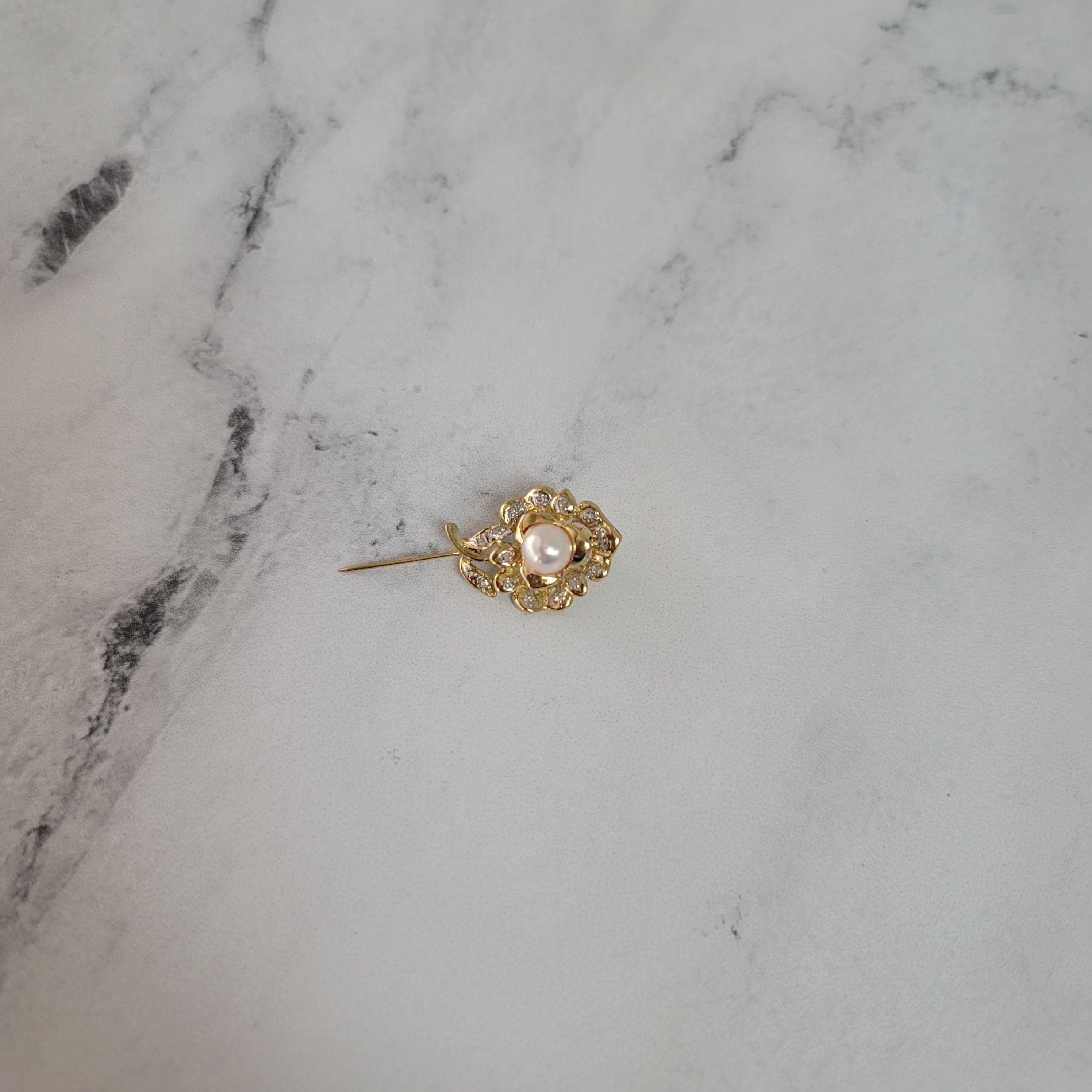 14K Yellow Gold Pearl & Diamond Pave Brooch - Elegant Jewelry Gift for Women, Perfect for Weddings, Anniversaries & Special Occasions