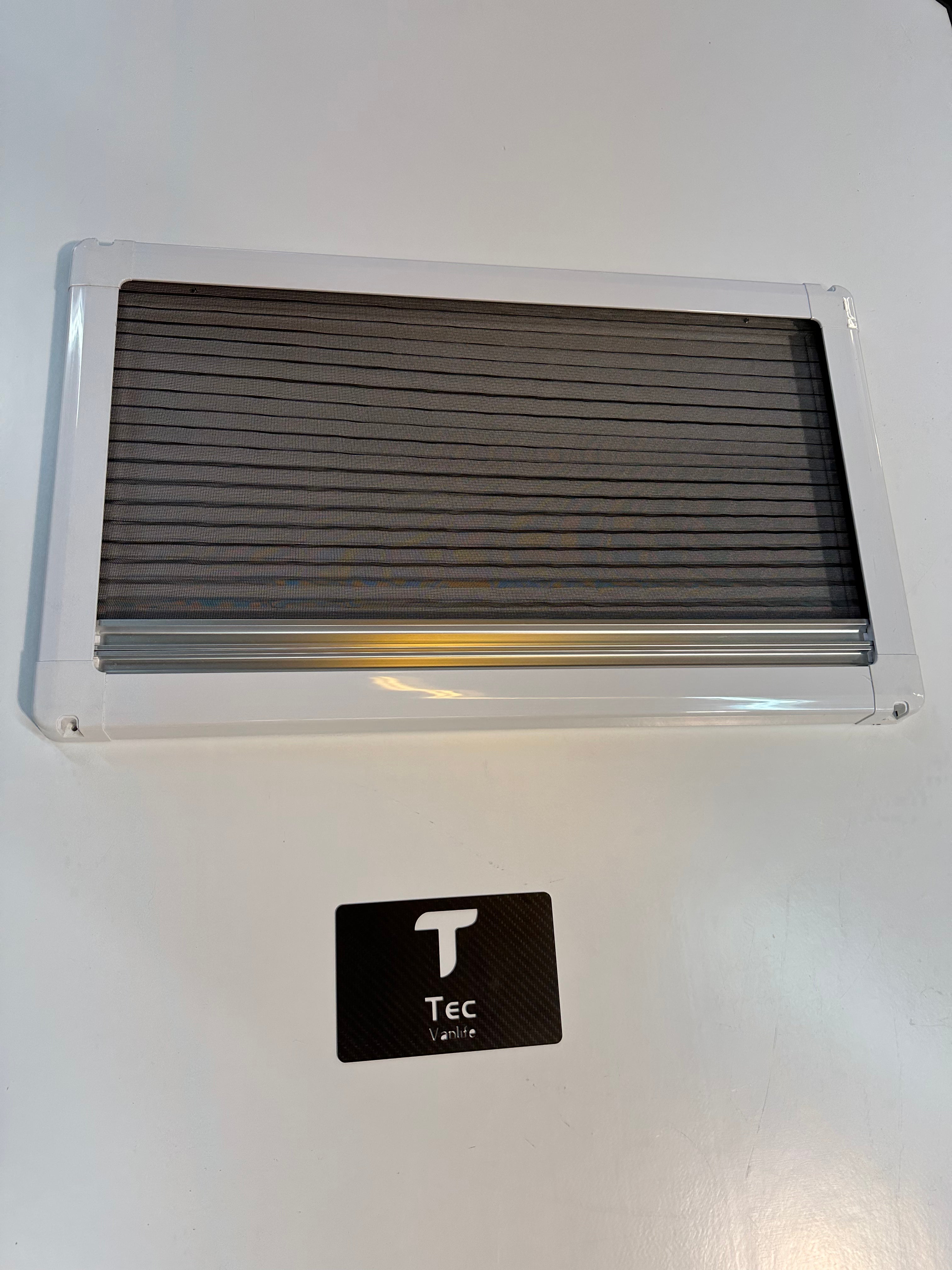 RSC Camper Windows 700mm x 300mm (27.56