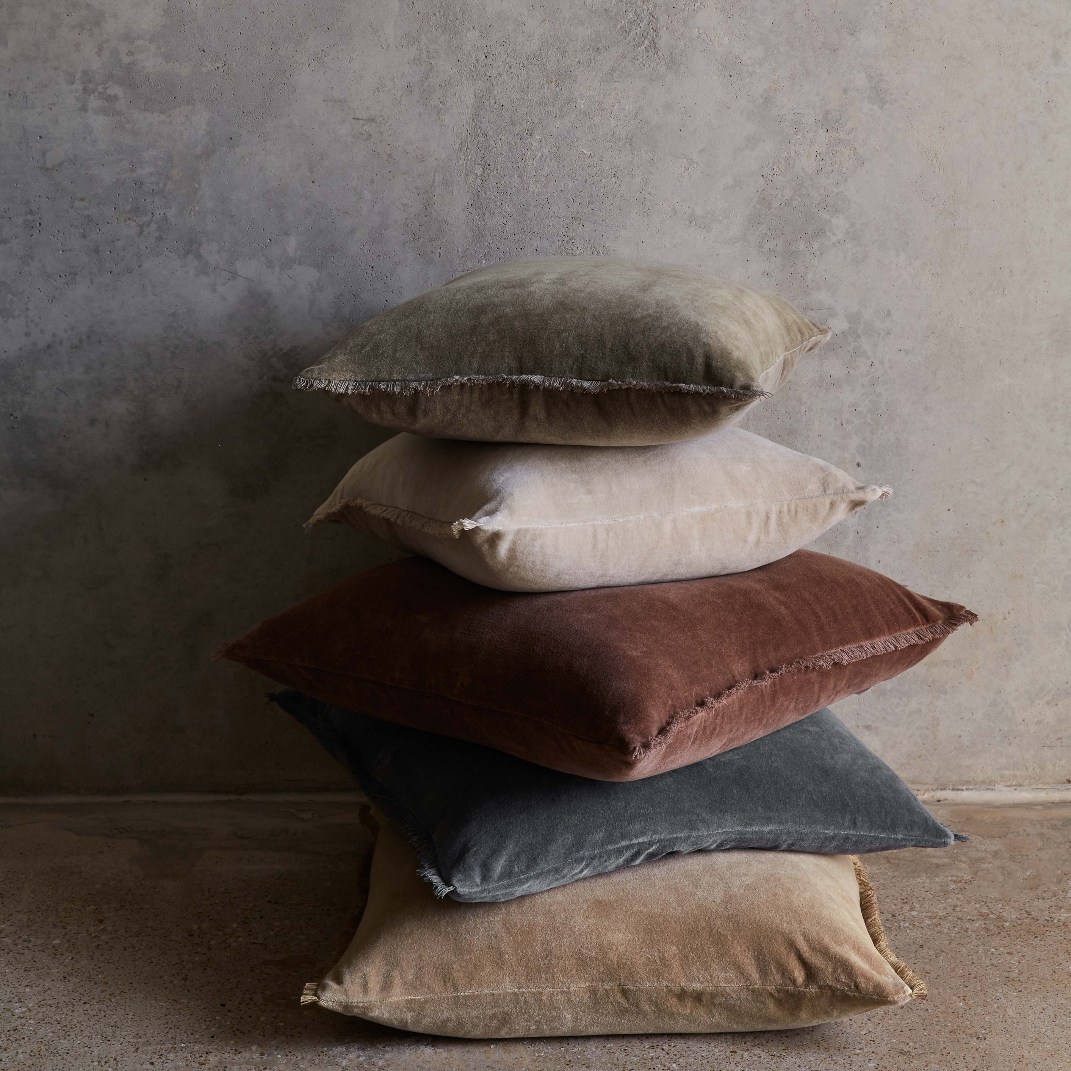Luxury Velvet Throw Pillow Covers - Soft Decorative Cushion for Sofa, Bed & Home Decor - Elegant Living Room & Bedroom Accent - Set of 2 (18x18 Inches)