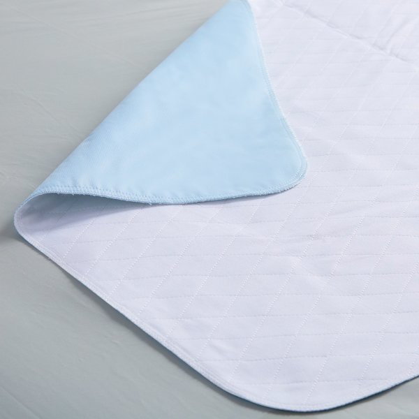 Cardinal Health Essentials Underpads - Disposable Bed Pads for Incontinence Protection, Waterproof & Absorbent - Ideal for Home Care, Hospitals & Elderly Use