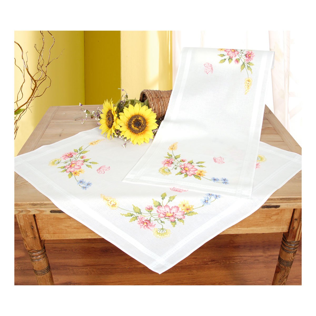 Spring Flowers Tablecloth - Waterproof & Washable Rectangular Table Cover for Dining Room, Kitchen, Party Decor - Floral Printed Home Decor for Easter, Mother's Day, Wedding & Indoor/Outdoor Use