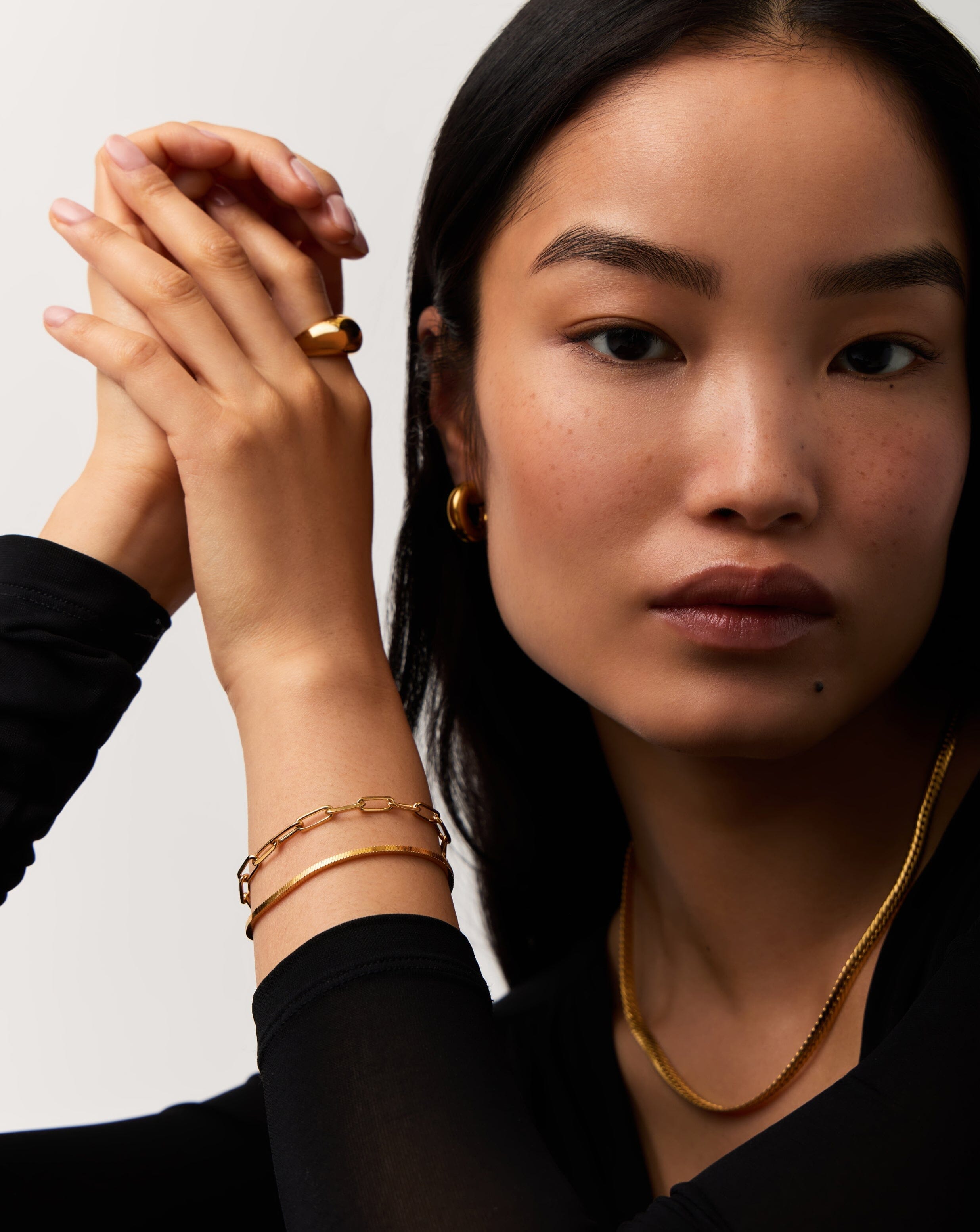 Classic Mini Paperclip Chain Bracelet - 18k Gold Plated Dainty Jewelry for Women, Elegant Stackable Bracelet for Everyday Wear & Special Occasions