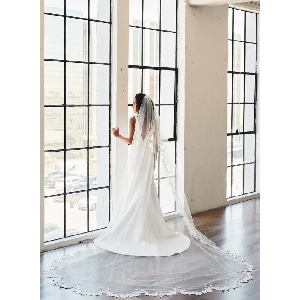 Royal Cathedral Bridal Veil with Lace Trim | Elegant Wedding Veil for Brides | Perfect for Church, Cathedral & Formal Weddings (Style V2389RC)