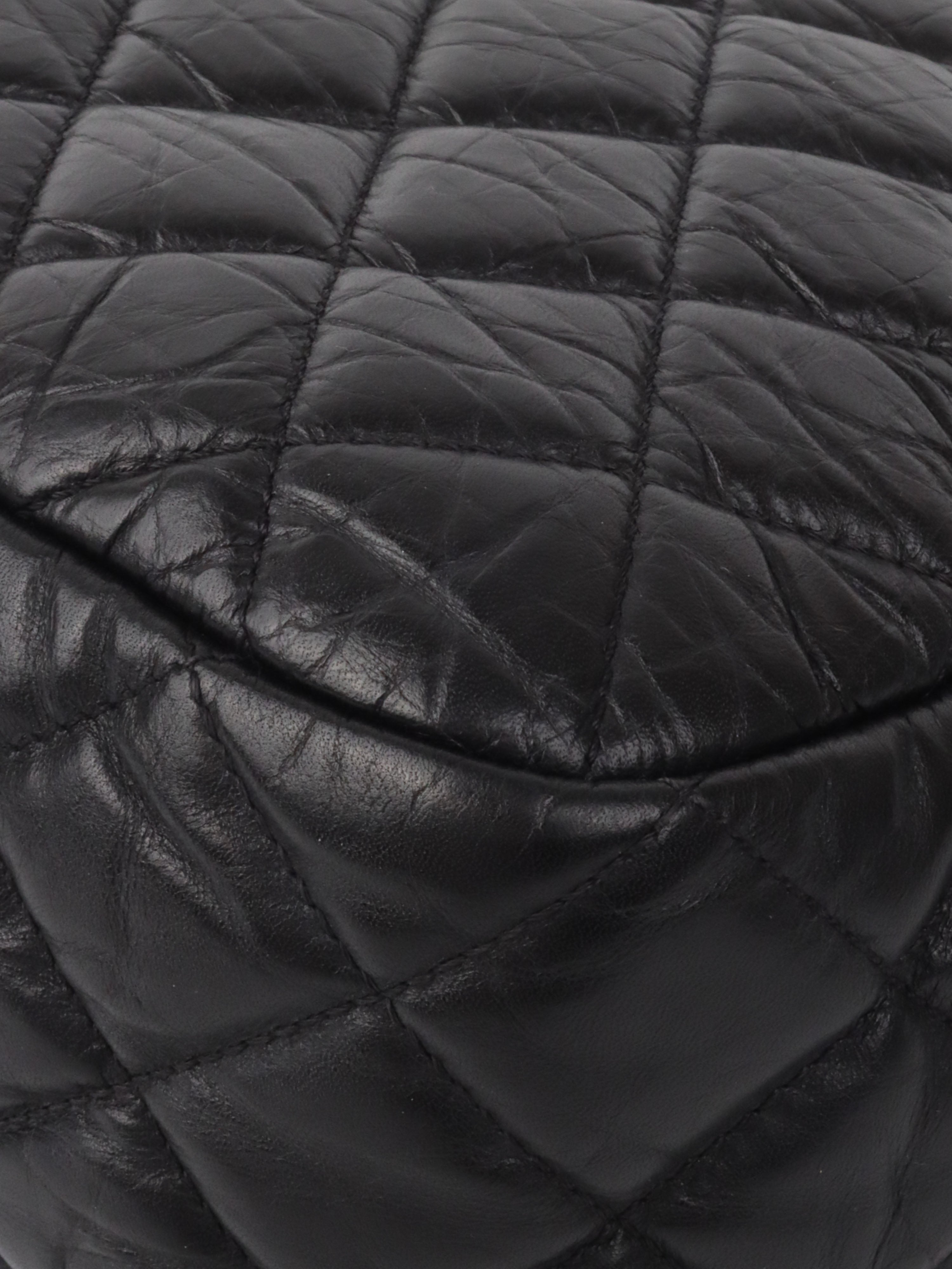 Chanel Black Wrinkled Quilted Leather Flap Bag Crossbody Purse for Women | Luxury Designer Handbag for Evening Parties, Date Nights & Special Occasions