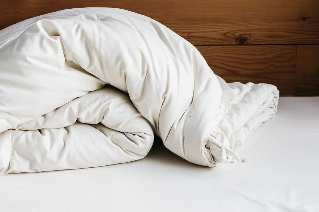 Premium All-Season Wool Comforter - 100% Natural Merino Wool Bedding for Year-Round Comfort | Breathable, Temperature Regulating & Hypoallergenic | Perfect for Cold Winters & Cool Summers | Queen/King Size Bedding Essential