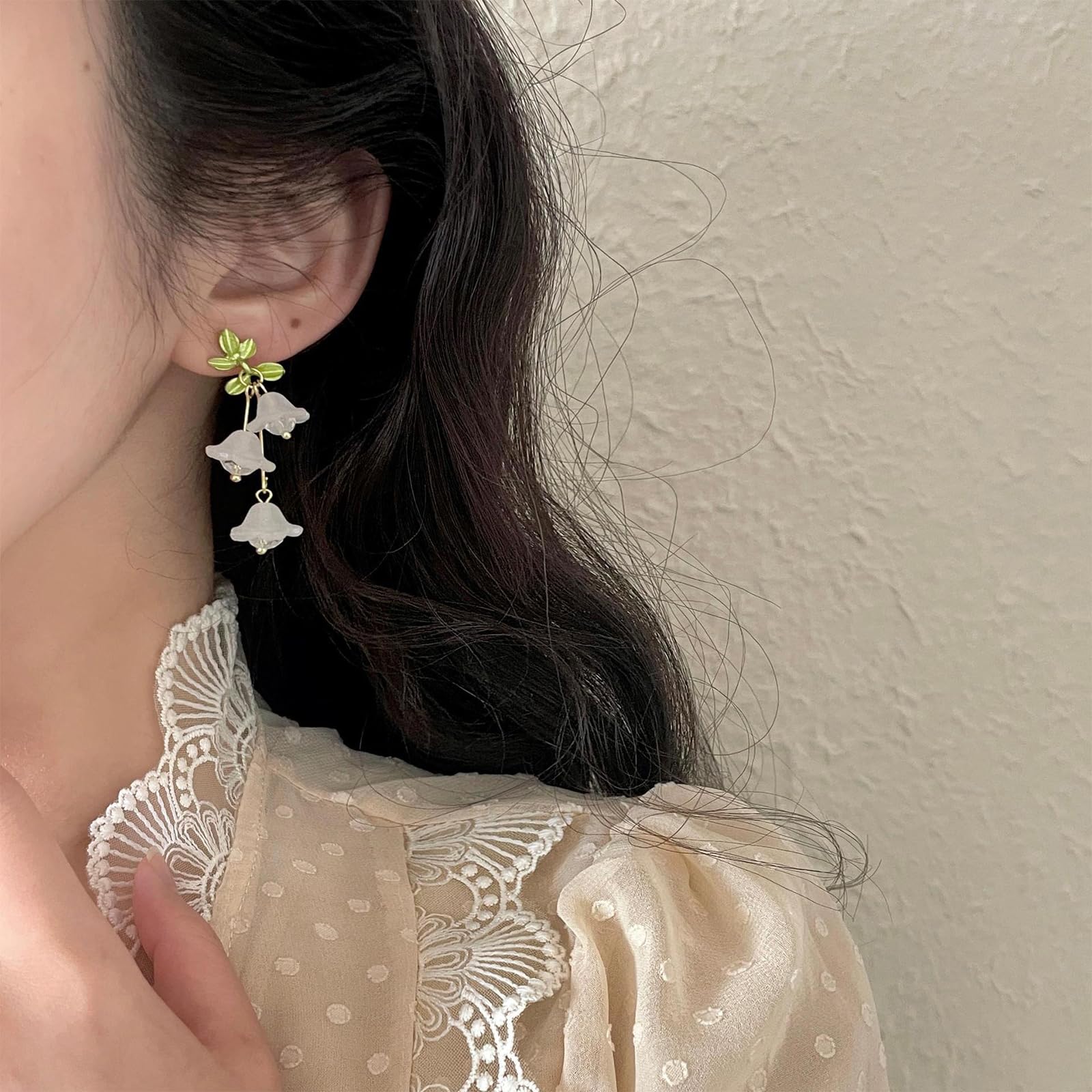 NEWITIN 6 Pairs Floral Earrings for Women - Hypoallergenic Pearl Leaf Tassel Dangle Earrings | Elegant Statement Jewelry for Parties, Weddings & Everyday Wear