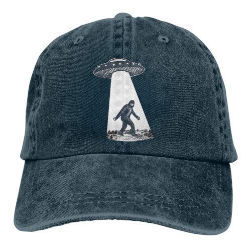 YISHOW Bigfoot I Believe Men's Trucker Baseball Cap - Adjustable Mesh Back Casual Hat for Outdoor Activities, Hiking & Daily Wear