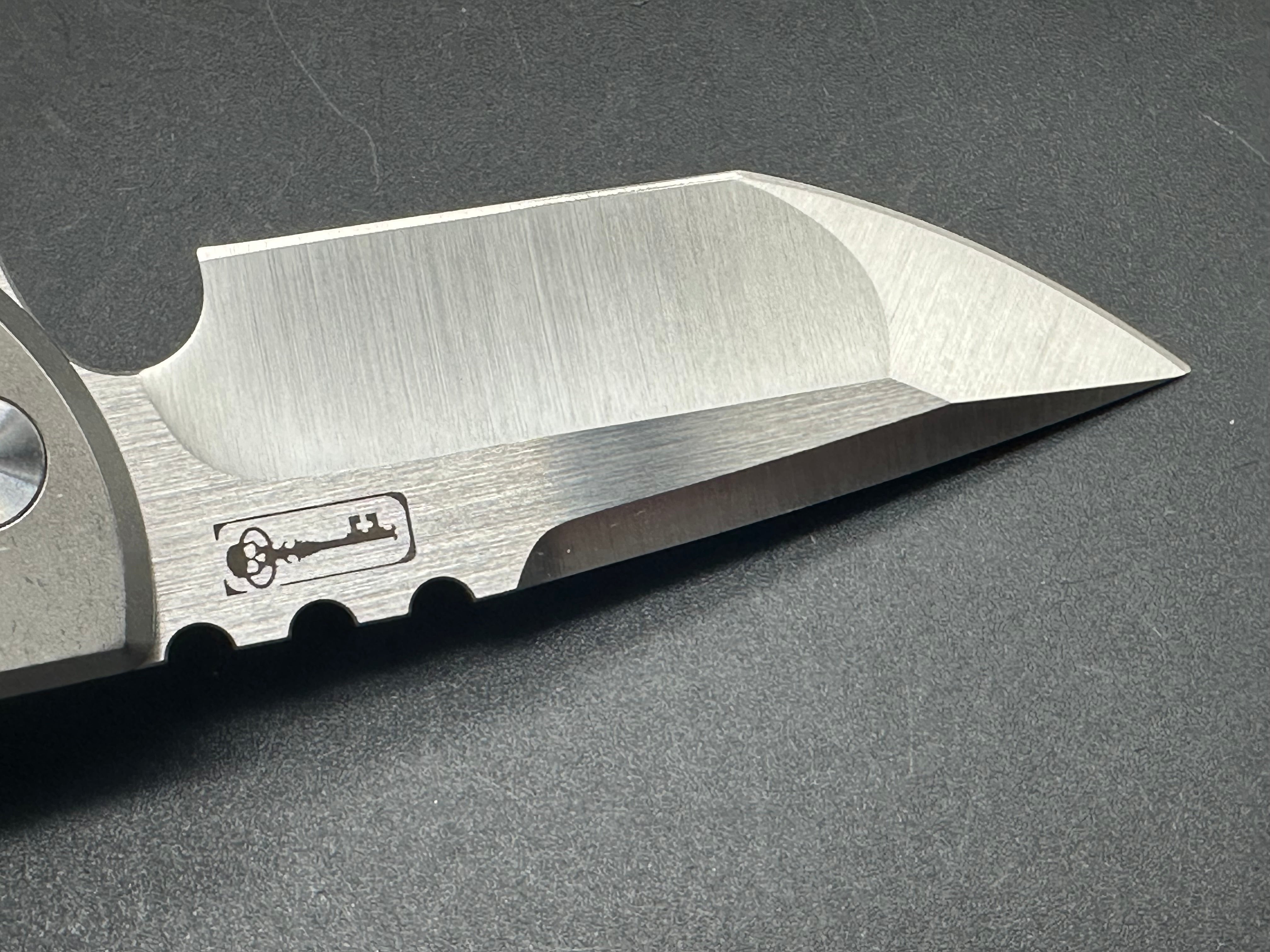 Chaves T.A.K. Liner Lock Folding Knife - 2.75