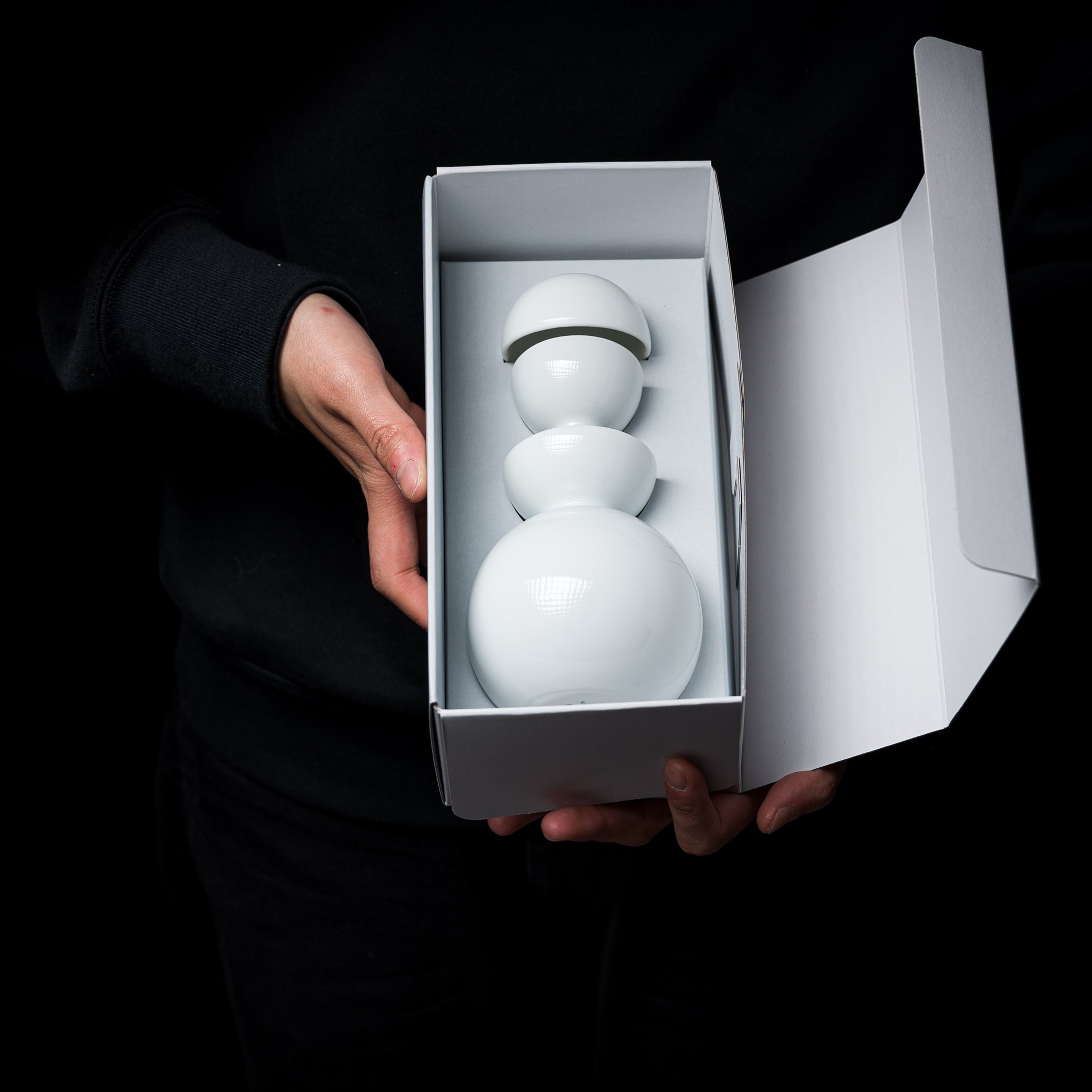 Snowman Sake Set - Glossy Glazed Ceramic Japanese Sake Cups & Carafe - Perfect for Winter Parties & Holiday Gift Giving