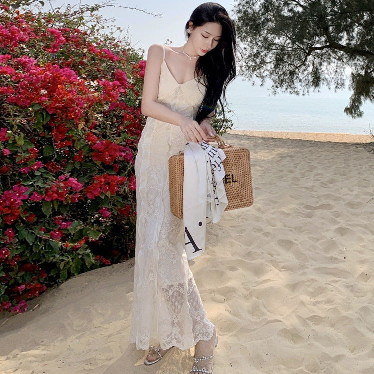 French Retro Sexy Deep V Neck Lace Spaghetti Strap Dress - Elegant Vintage Floral Summer Dress for Women, Perfect for Date Night, Cocktail Party & Beach Vacation