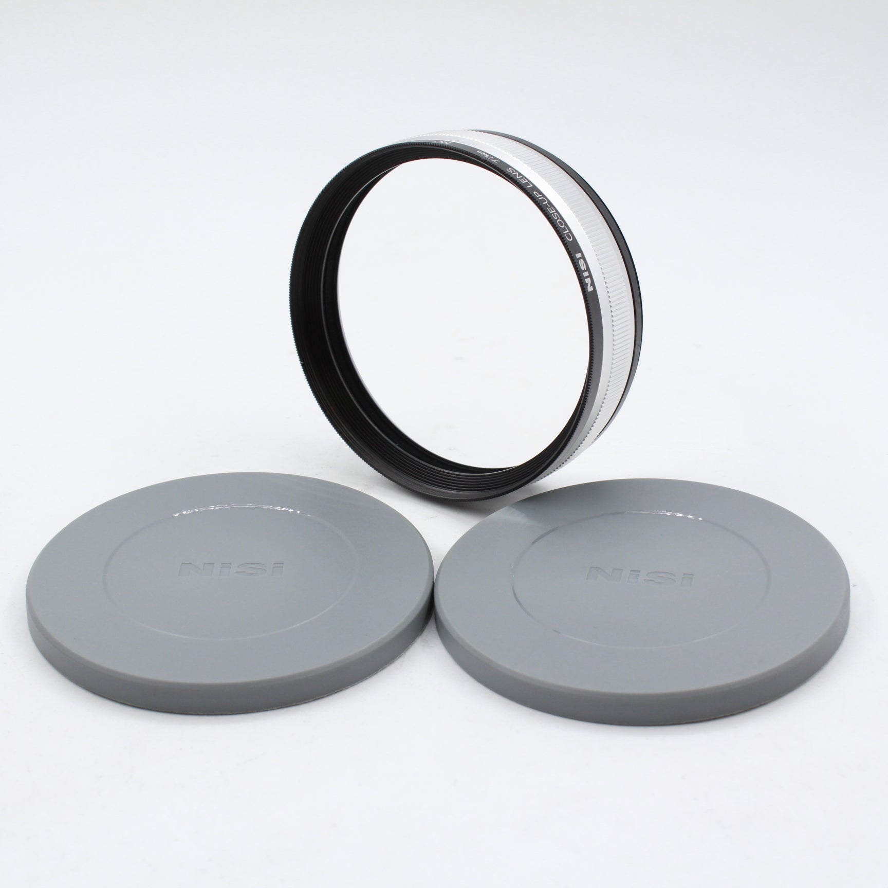 NiSi 77mm Close Up NC Lens Kit II with 67mm & 72mm Step Up Rings - Premium Macro Photography Accessory for DSLR & Mirrorless Cameras - Perfect for Product Photography, Jewelry Shots & Nature Close-Ups