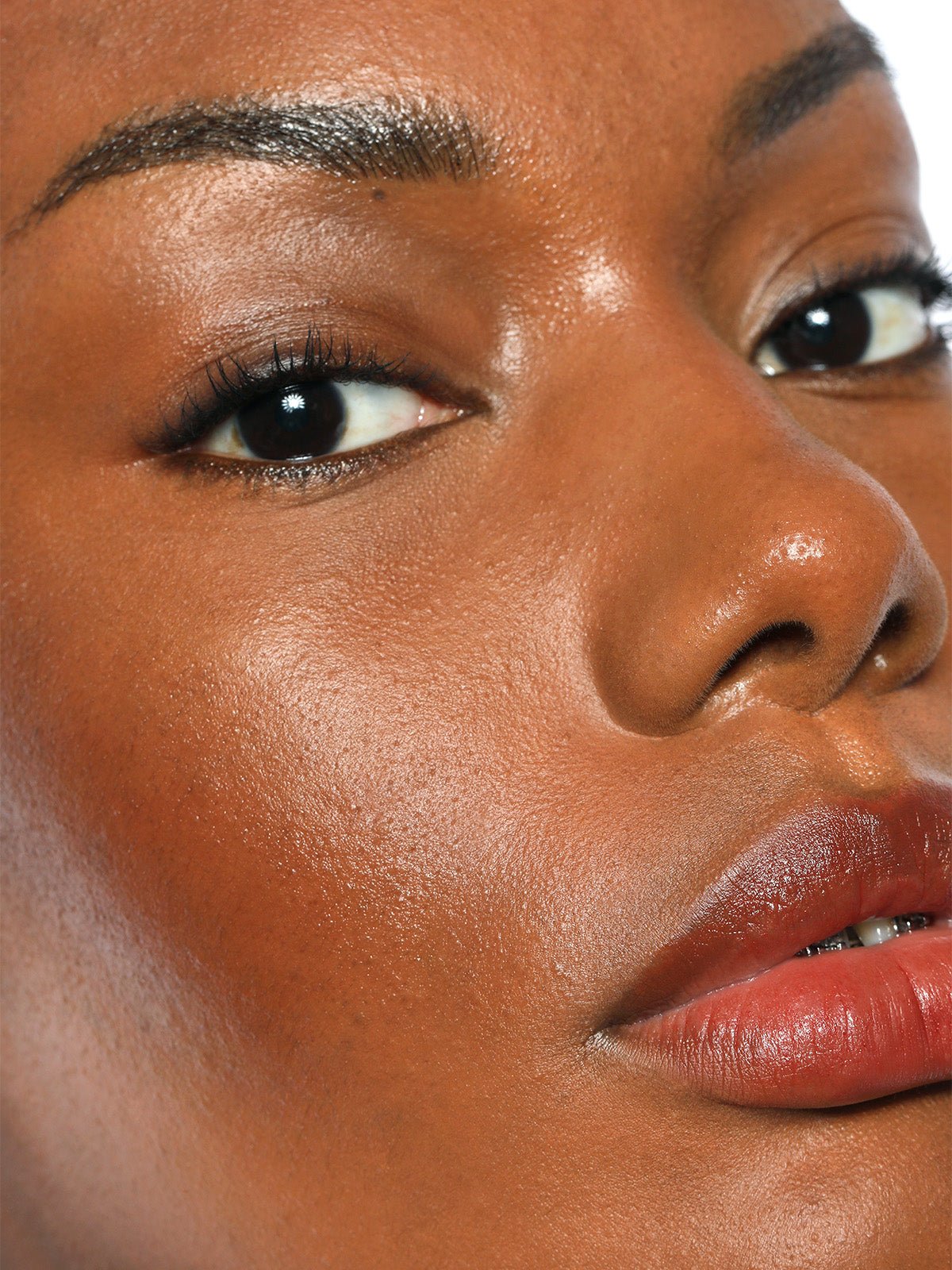 Water-Based Skin Finish Powder - Lightweight & Natural Matte Makeup for Flawless Coverage | Perfect for Daily Wear & Special Occasions