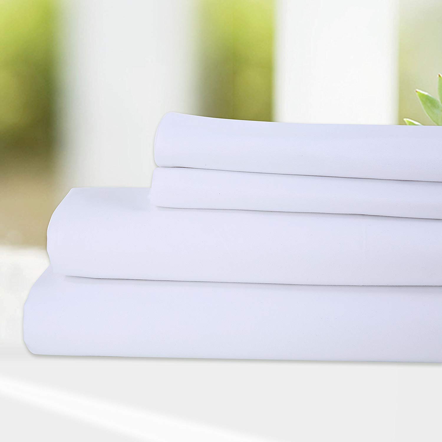 Luxury Twin Size Bed Sheet Set - 4 Piece 30 Inch Deep Pocket - Extra Soft & Cooling - Wrinkle Free - Hotel Quality White Sheets for Twin Beds - Perfect for Guest Rooms, Dorms & Cozy Bedrooms