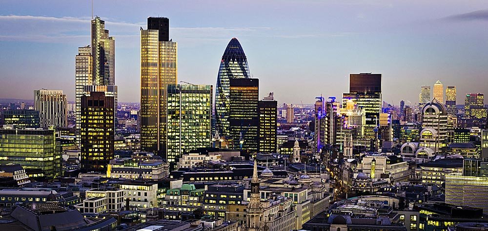 London Cityscape Wall Mural - Peel and Stick Self-Adhesive Wallpaper - Multiple Sizes (24x36, 36x48, 48x72) - Removable Home Decor by Magic Murals - Perfect for Living Room, Bedroom, Office & Nursery Wall Decor