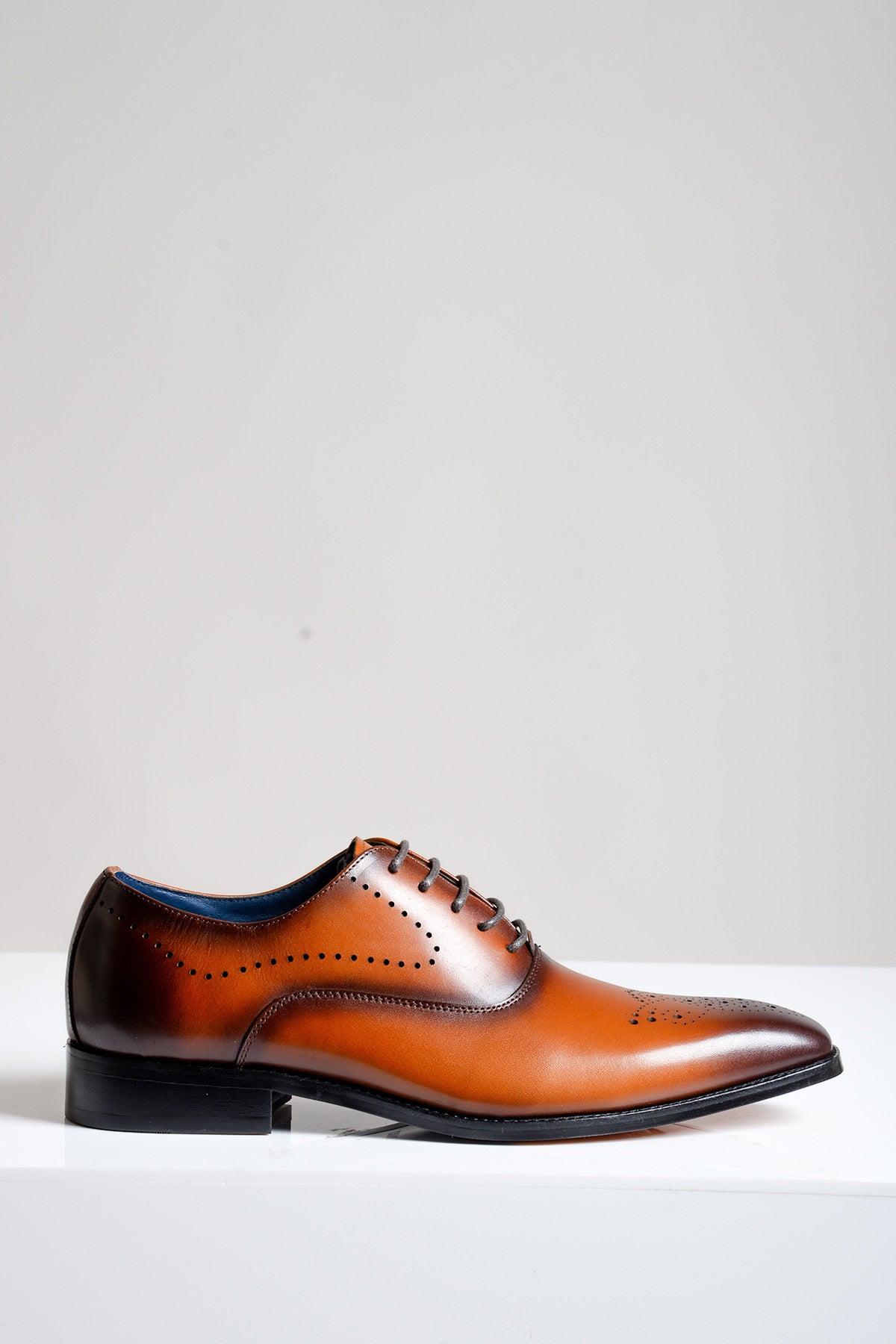 JAKE Men's Tan Leather Oxford Shoes with Contrast Stitching - Stylish & Comfortable for Business, Casual, and Formal Occasions