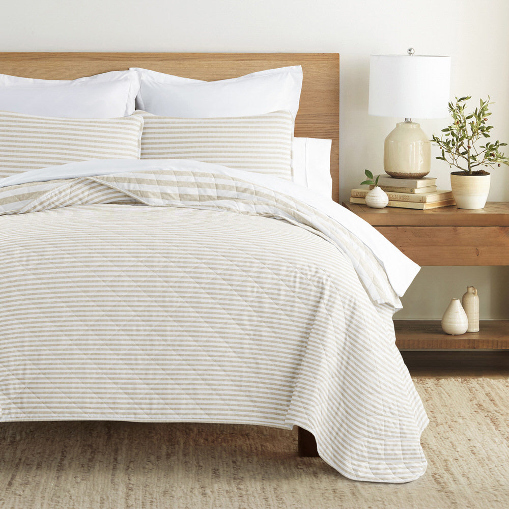 Reversible Quilted Coverlet Set with Classic Stripes - Queen Size Bedding for All Seasons | Perfect for Guest Rooms, Master Bedrooms & Cozy Home Decor