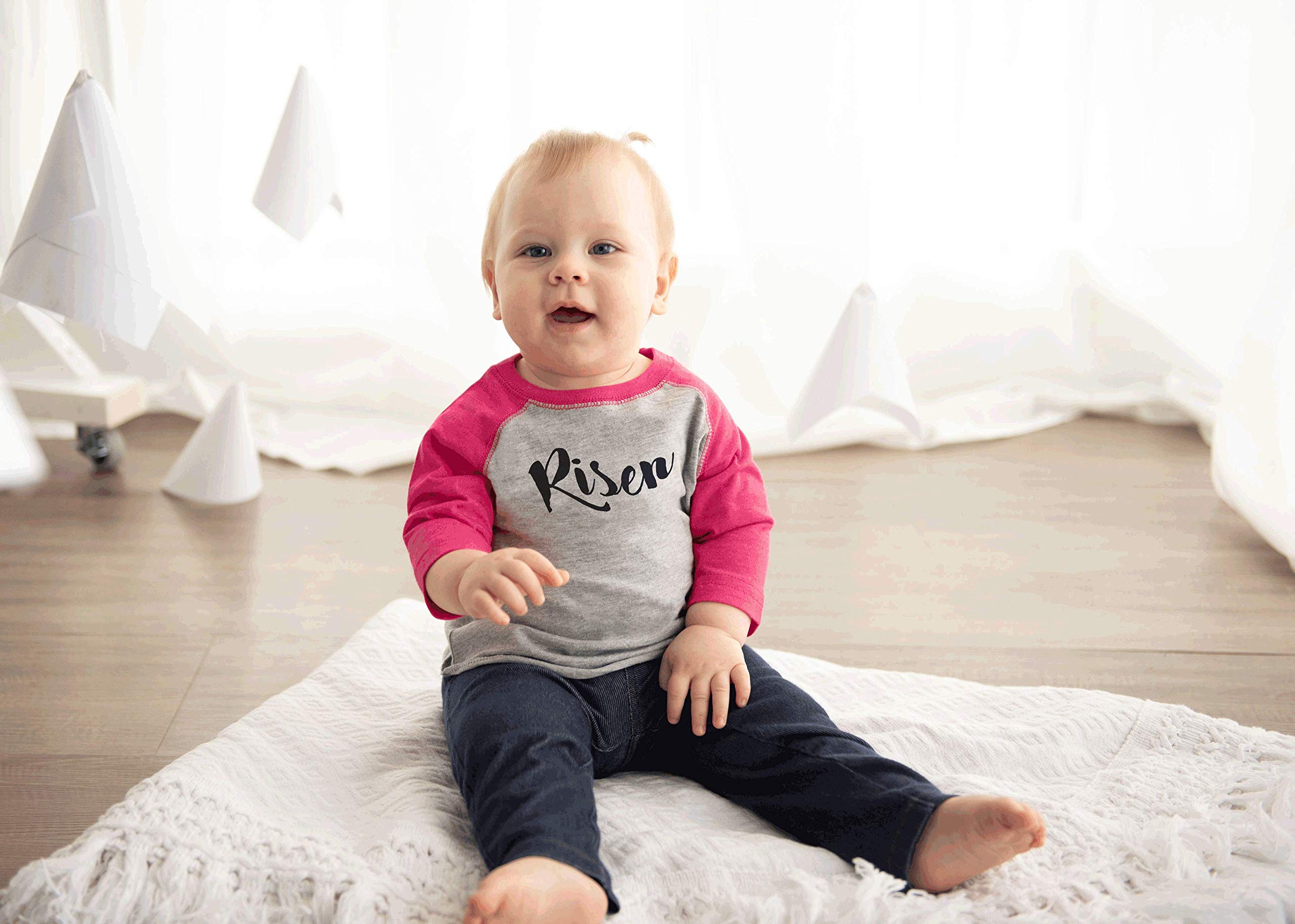 7 ate 9 Apparel Kids Easter Raglan T-Shirt - Pink Long Sleeve Graphic Tee for Boys & Girls - Perfect for Easter Celebrations, Spring Outfits & Family Photos