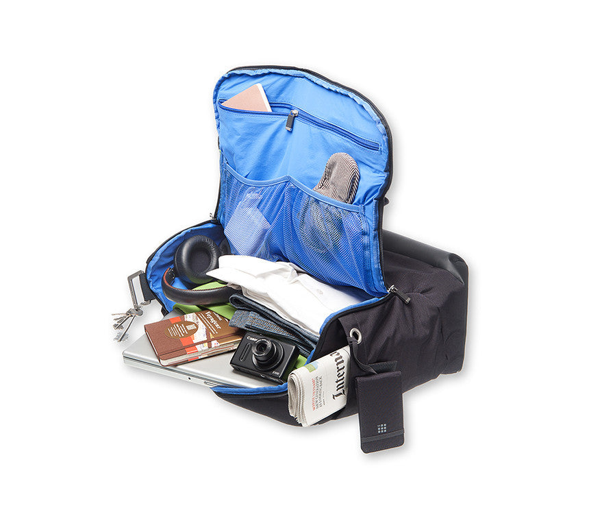 Moleskine Mycloud Horizontal Weekender Bag - 15 Inch Laptop Backpack for Digital Devices - Perfect for Travel, Work & School (Black)