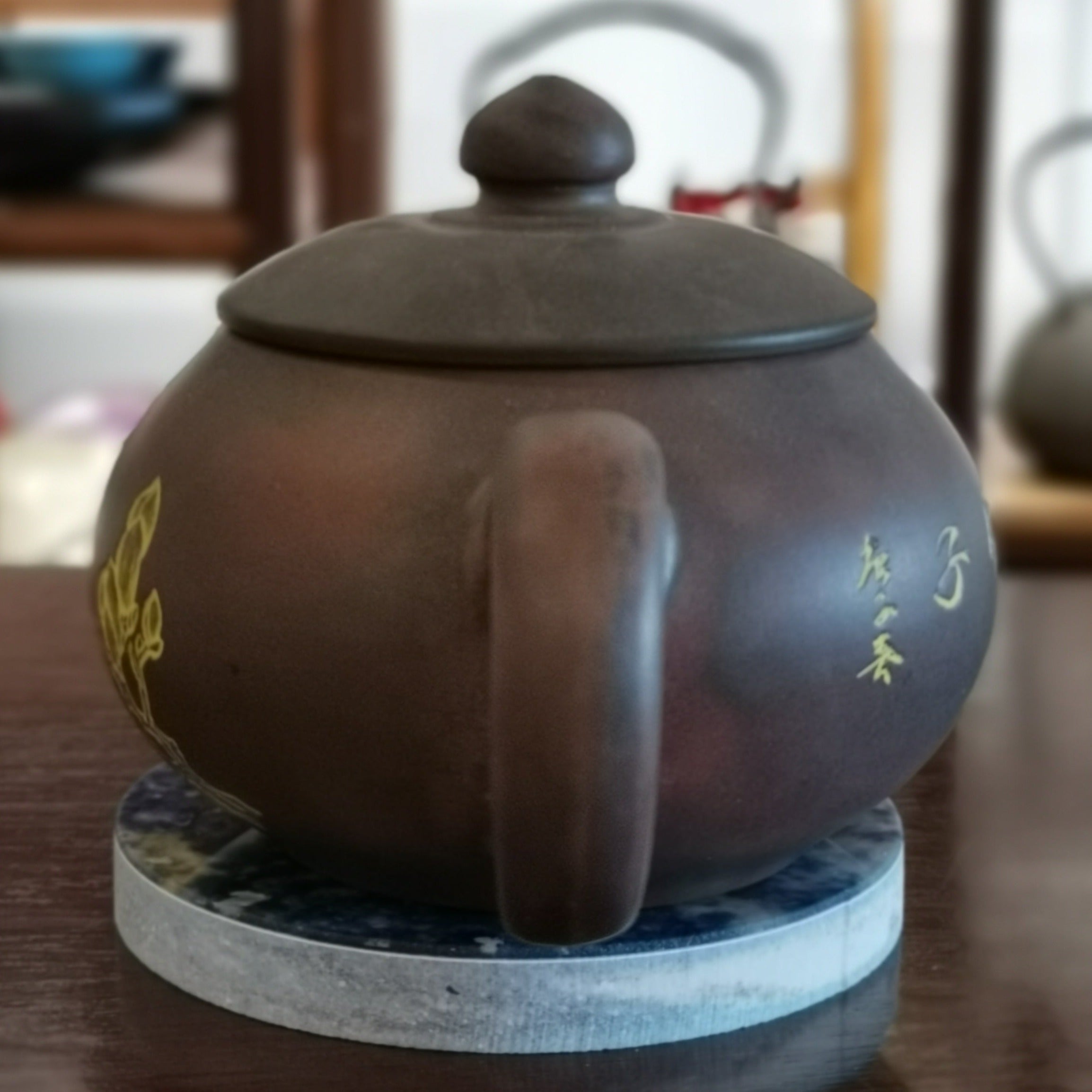Premium Ni Xing Tao Teapot from Guangxi - Handcrafted Xishi Style Ceramic Teapot for Chinese Tea Ceremony, Gongfu Tea Brewing & Home Decor