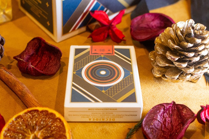 Premium Exploration-Themed Playing Cards - Unique Adventure Deck for Poker, Magic Tricks & Collectors - Perfect for Game Nights, Travel & Gifts