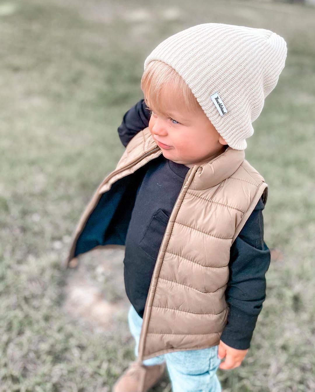 Adorable Baby Boy's Striped Beanie Hat - Soft Knit Winter Newborn Cap for Photoshoots & Outdoor Adventures