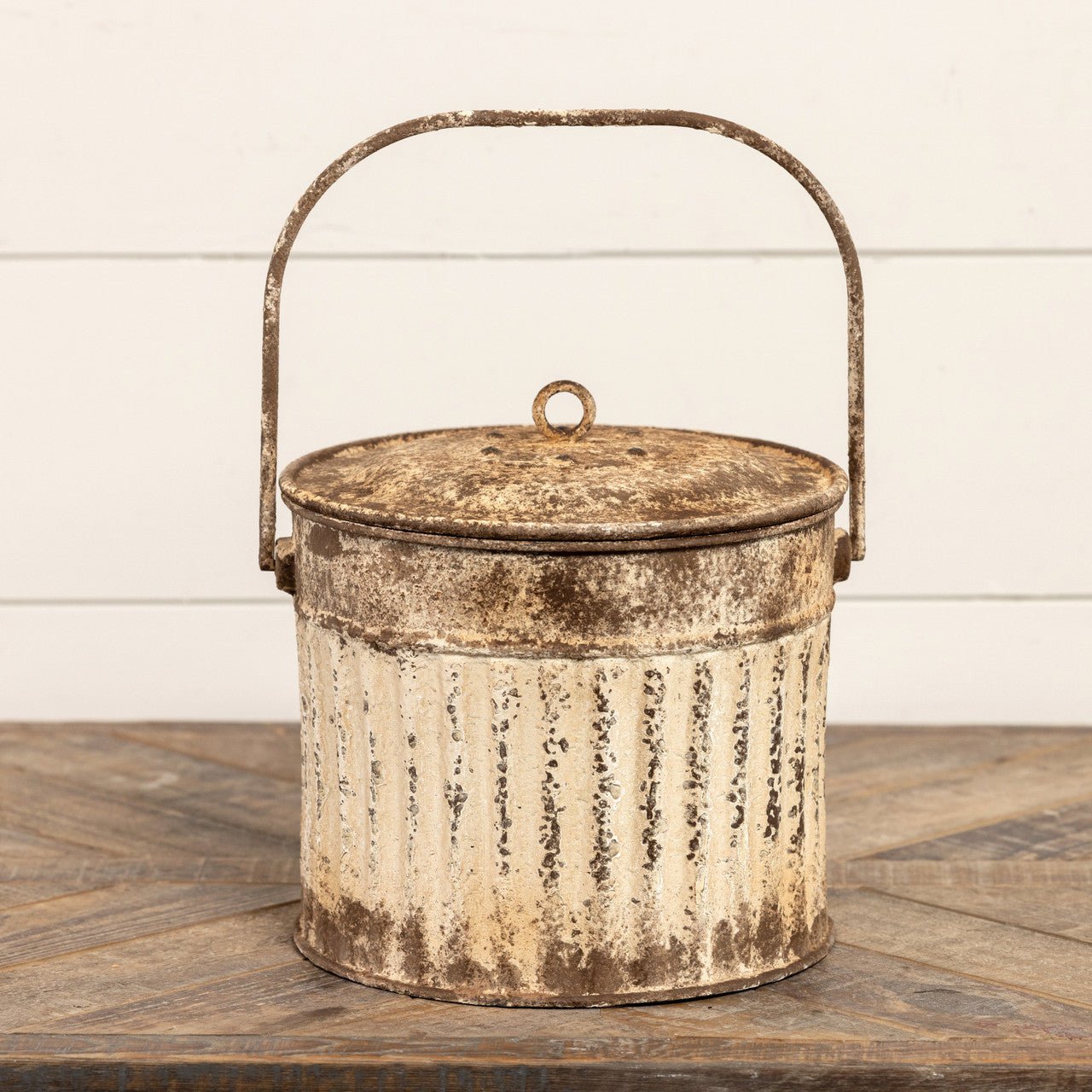 Vintage White Metal Bucket with Lid - Rustic Farmhouse Decor for Home, Garden & Outdoor Storage | Perfect for Planters, Ice Buckets & Farmhouse Style Decorating