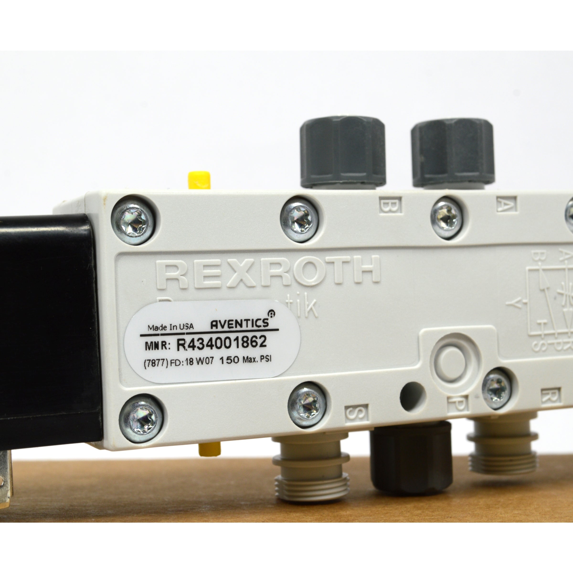 New AVENTICS 740 Series 5/4 Directional Pneumatic Valve #R434001860 - Industrial Automation, Hydraulic Systems, Factory Equipment - 2 in Stock!