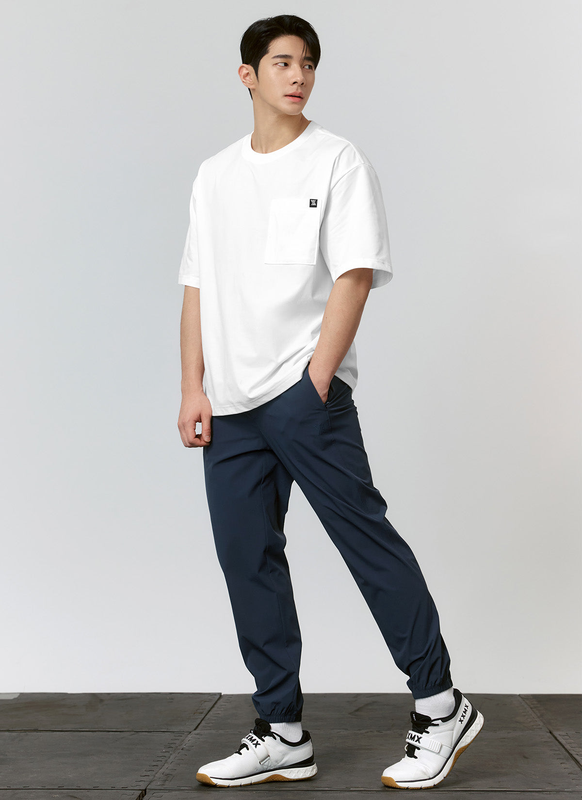 Cool Breeze Oversized Pocket Short Sleeve T-Shirt for Men - Casual Summer Comfort Shirt for Beach, Lounge & Outdoor Activities