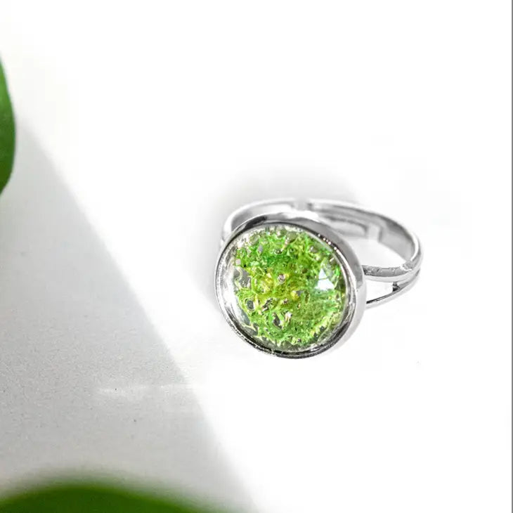 Moss Singlet Ring with Roots in Silver - Elegant Nature-Inspired Jewelry for Women, Perfect for Weddings, Anniversaries & Boho Fashion