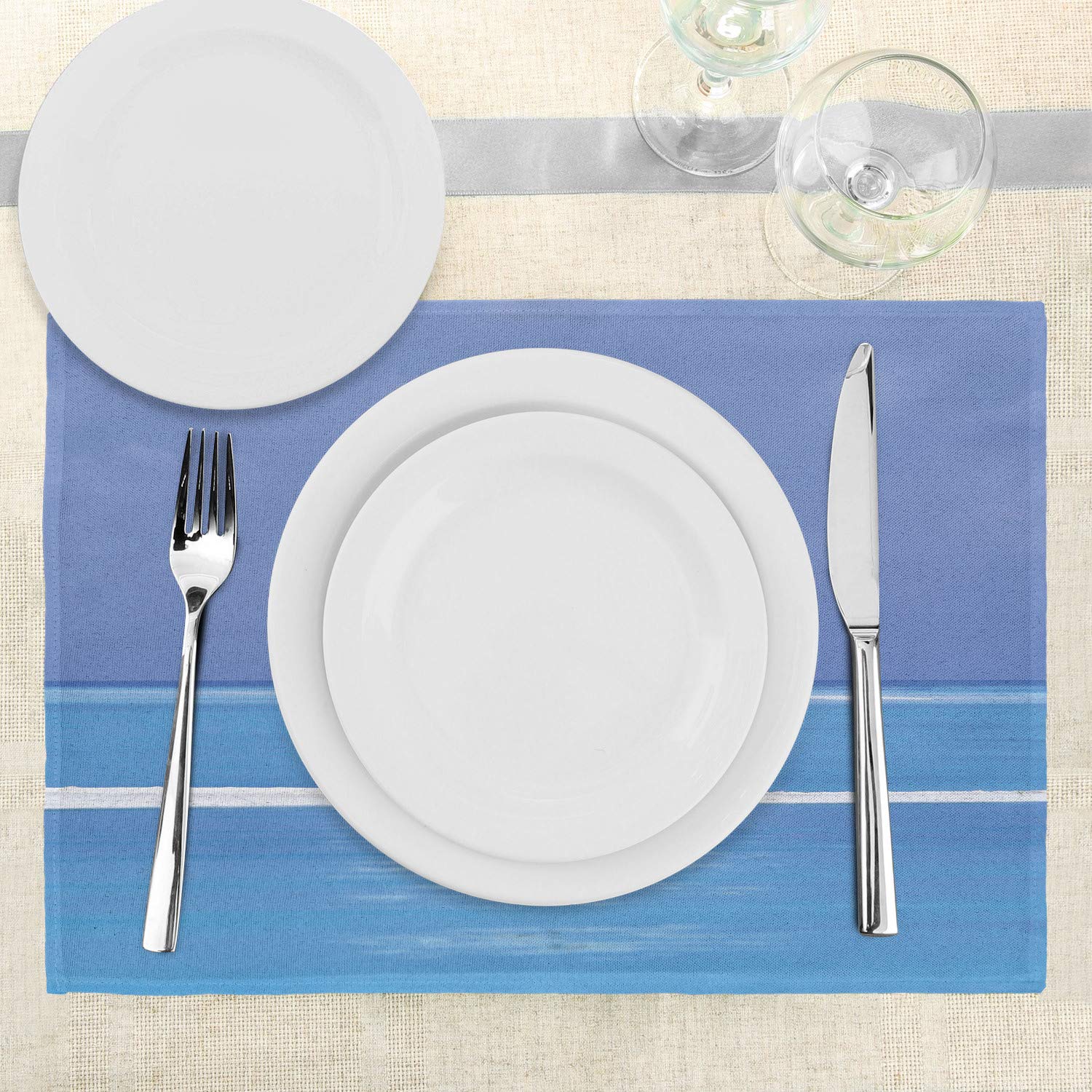 Ambesonne 4-Piece Seaside Placemats Set - Ocean Seascape with Beach Chairs & Umbrella Design - Washable Fabric Table Mats for Dining Room & Kitchen Decor in Blue & Beige - Perfect for Beach-Themed Parties, Summer Dining, and Coastal Home Decor