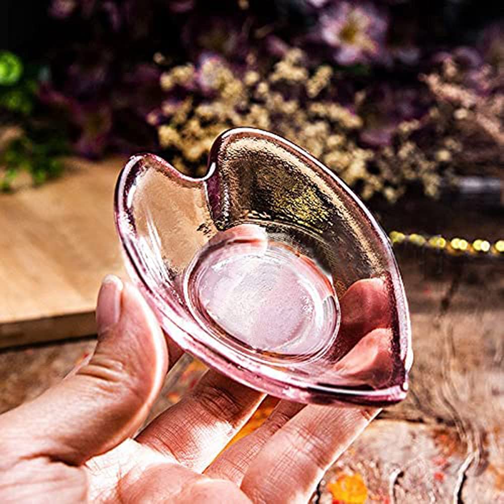 4pcs Glass Heart-Shaped Seasoning Dishes - Small Dipping Bowls & Appetizer Plates for Spices, Sauces, Snacks - Perfect for Valentine's Day, Dinner Parties & Home Decor
