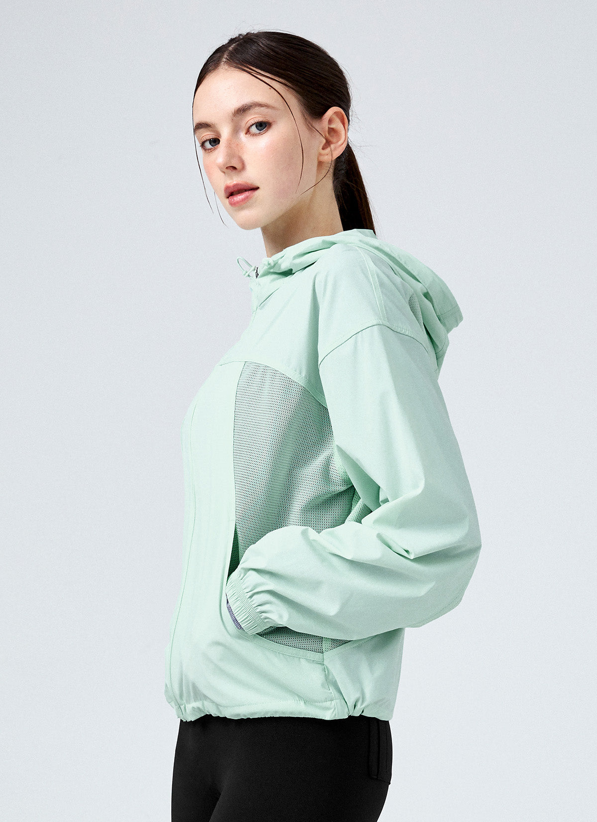Breathable Mesh Hooded Crop Windbreaker Jacket - Lightweight & Stylish for Running, Hiking & Outdoor Activities