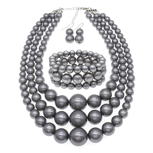 Grey pearl necklace