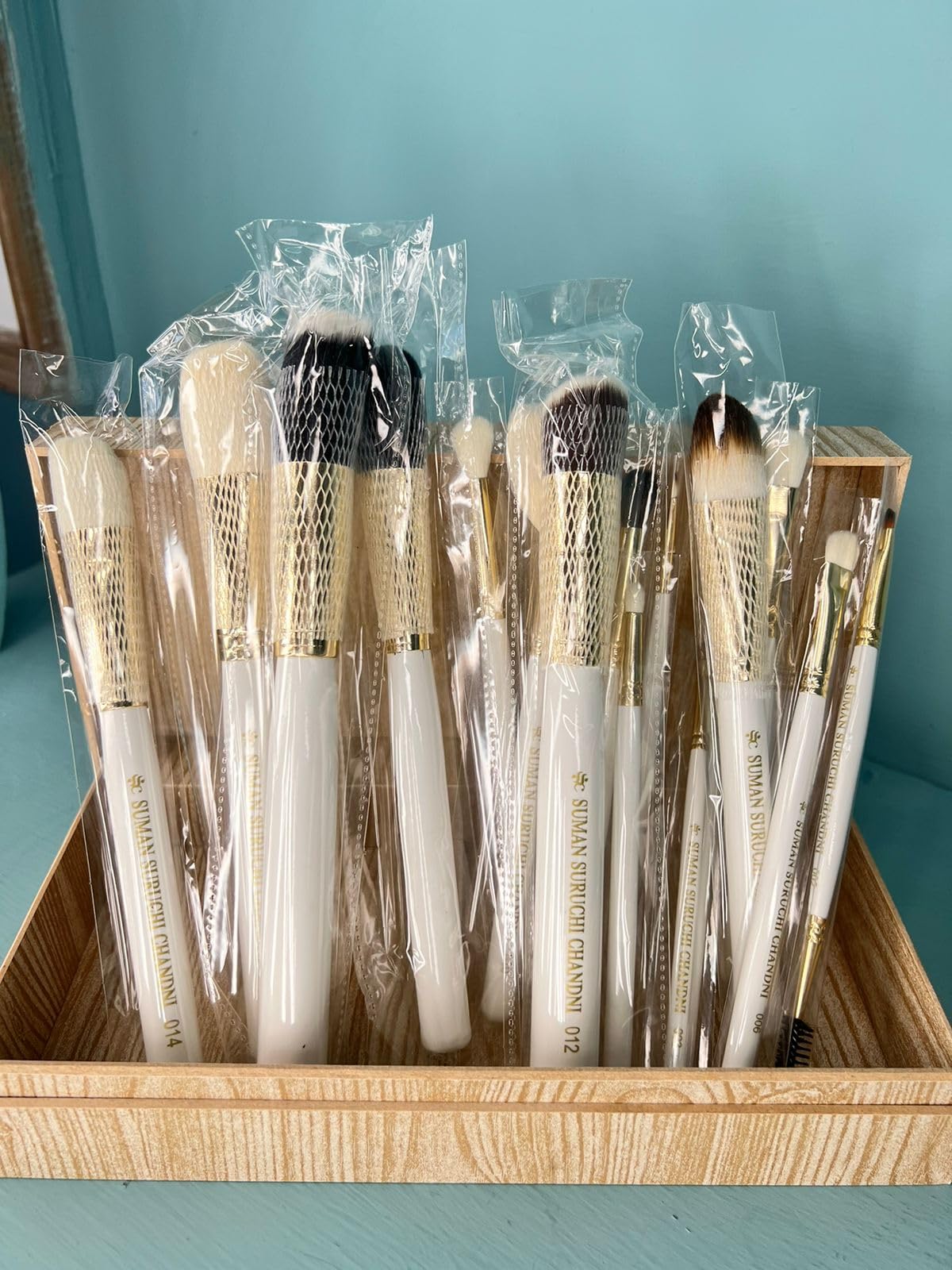 Professional Makeup Brushes Set - Soft Synthetic Bristles for Foundation, Blush, Eyeshadow & Contouring - Perfect for Everyday Makeup, Bridal & Professional Artist Use