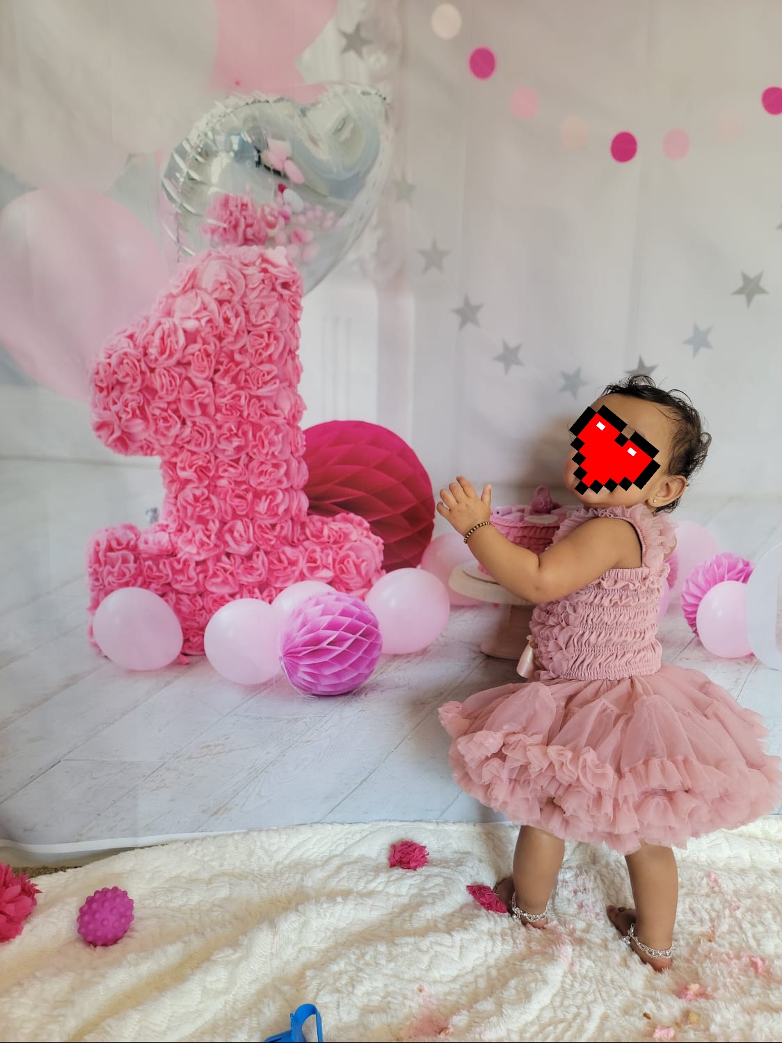 Leowefowa 7x5ft Pink Balloons & Paper Flowers Backdrop for Baby Girl's 1st Birthday Party - Photography Background, Cake Smash Photo Studio Props - Perfect for First Year Celebrations, Birthday Decorations & Photo Shoots