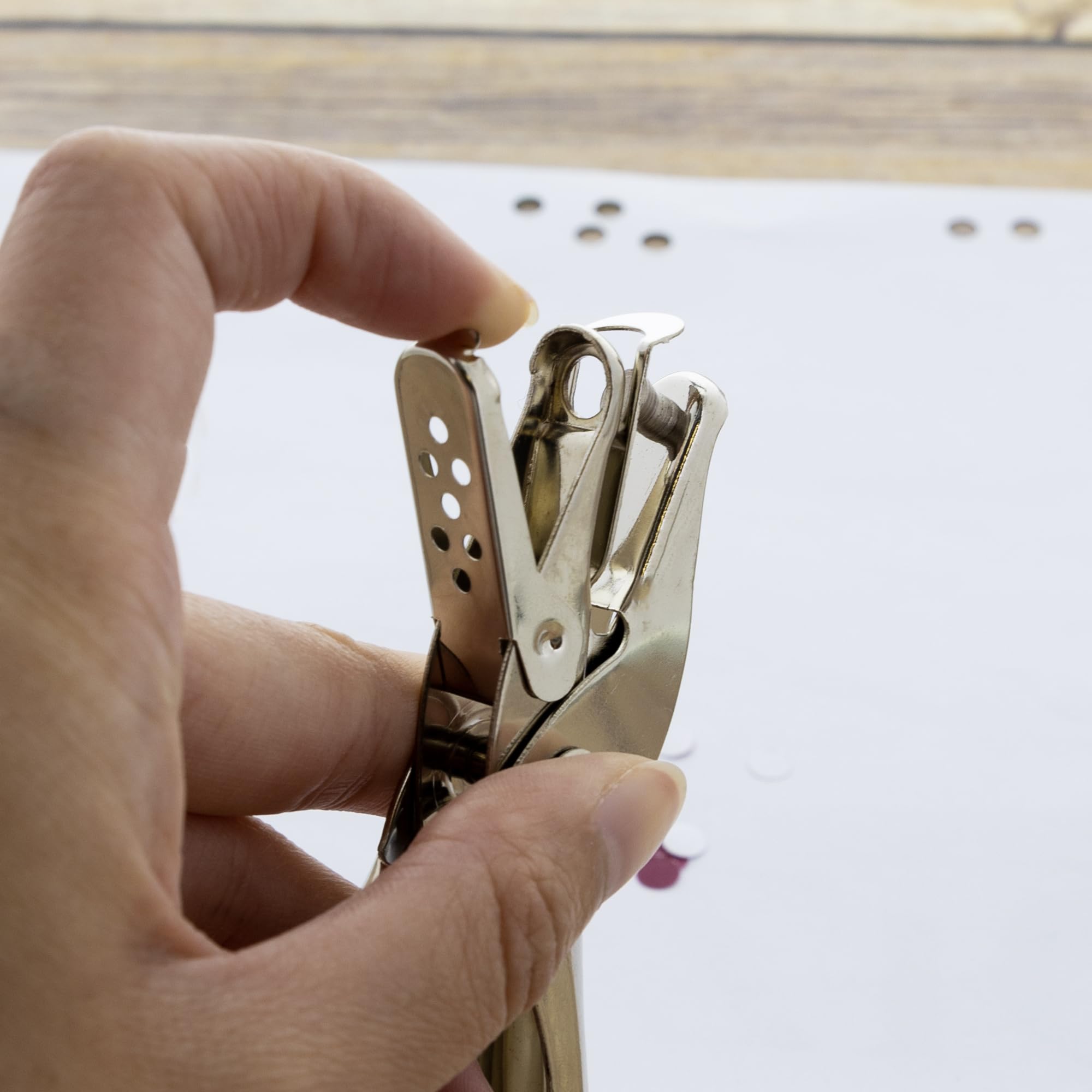 Premium BAZIC 3-Hole Punch 1/4