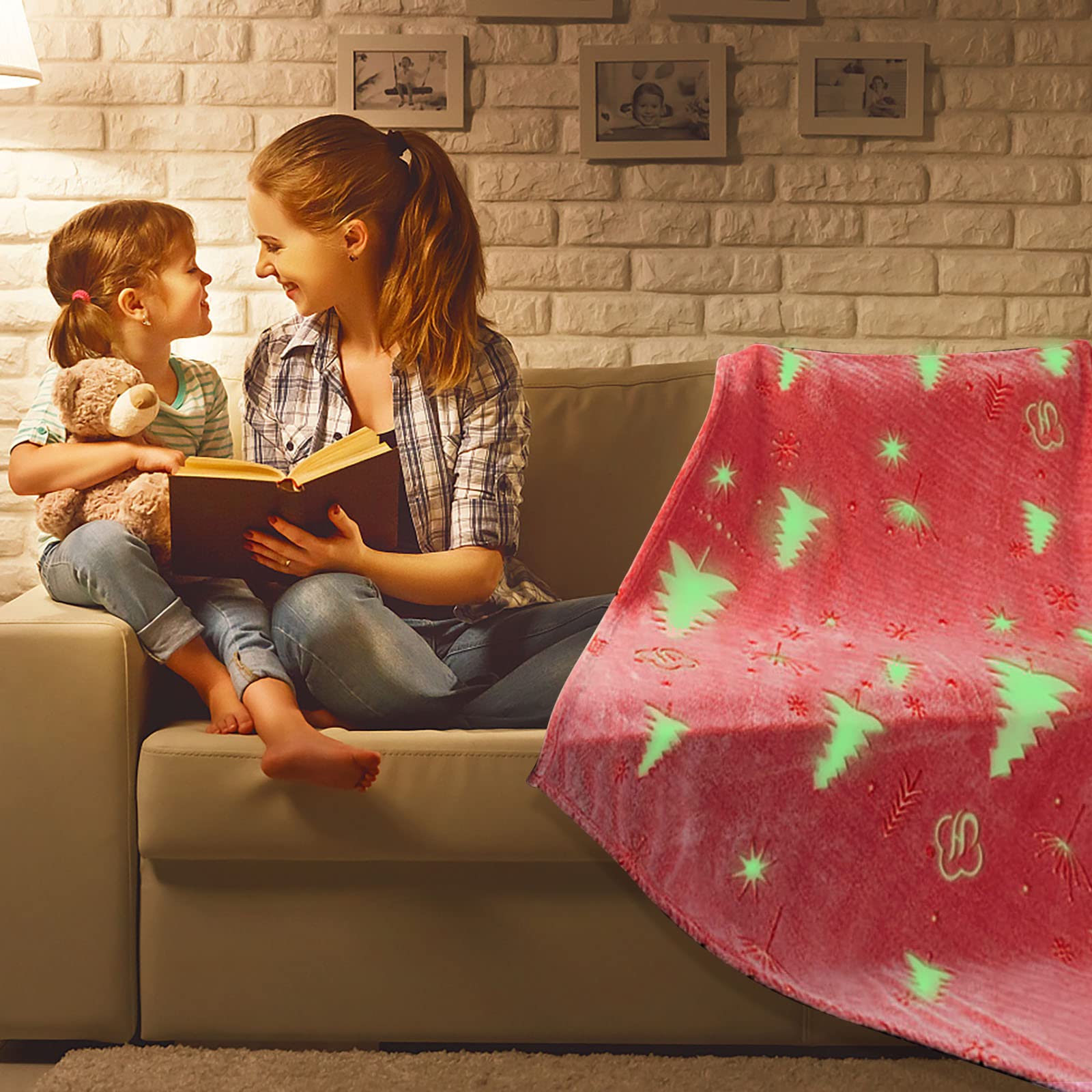 Glow in The Dark Christmas Tree Pattern Blanket - Soft, Warm & Comfortable Winter Blanket for Kids & Babies - Twin Size (A1-Pink, M) - Perfect for Bed, Sofa & Cozy Family Nights