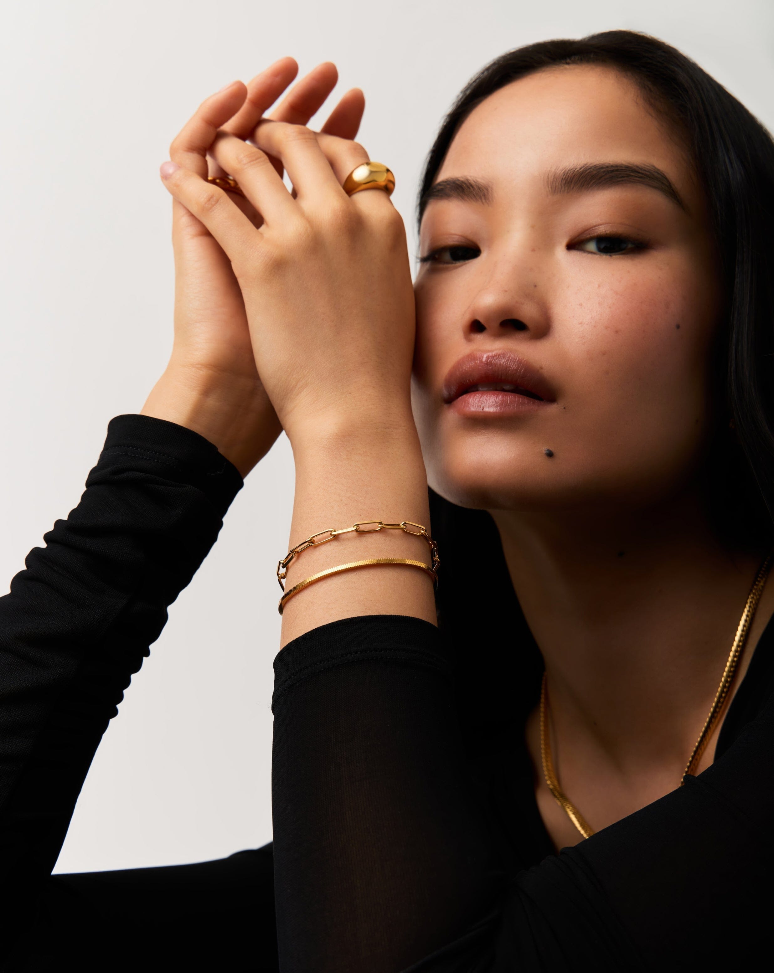 Classic Mini Paperclip Chain Bracelet - 18k Gold Plated Dainty Jewelry for Women, Elegant Stackable Bracelet for Everyday Wear & Special Occasions