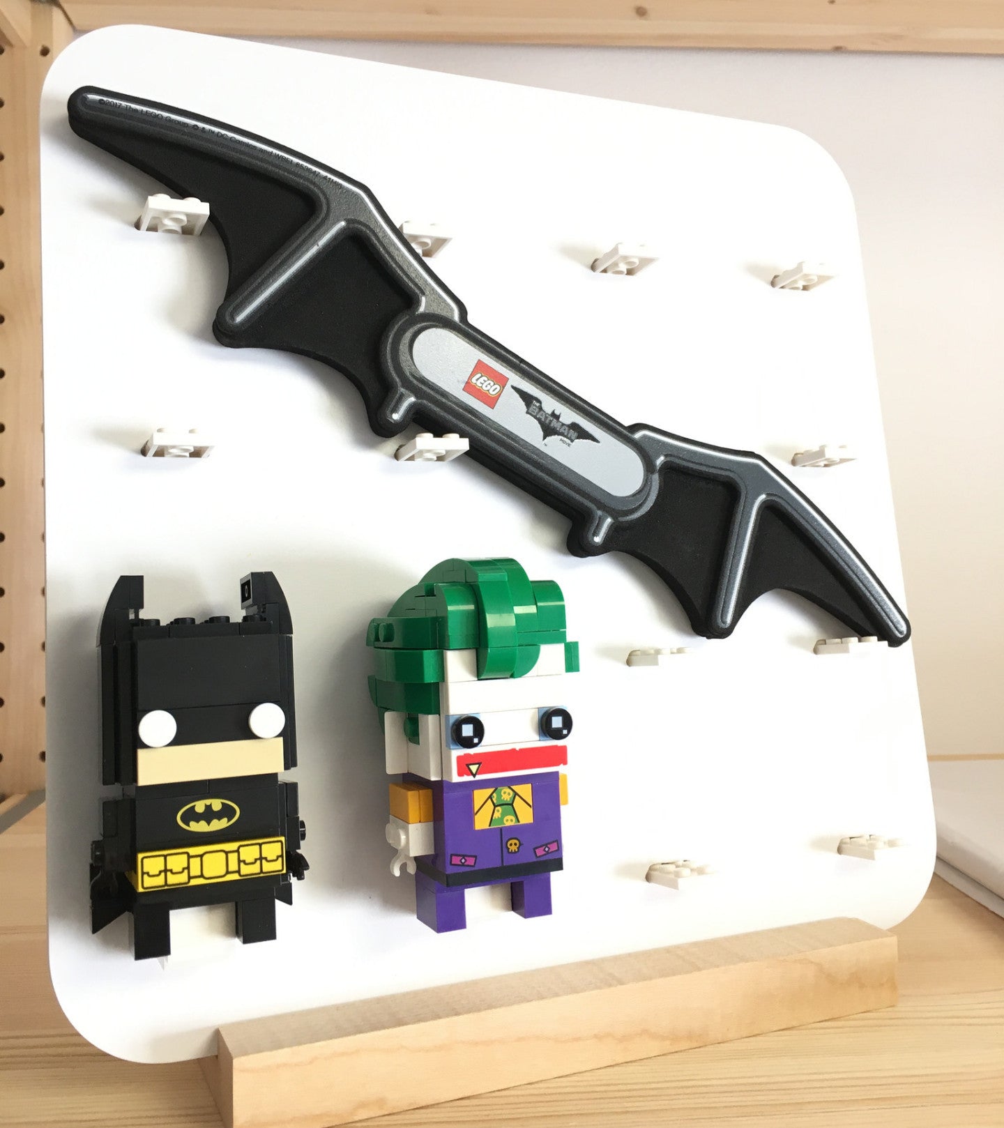 Lego BrickHeadz Minifigures Display Stand - Creative Building Blocks Organizer for Collectors | Perfect for Home Decoration, Office Desk & Gift Giving