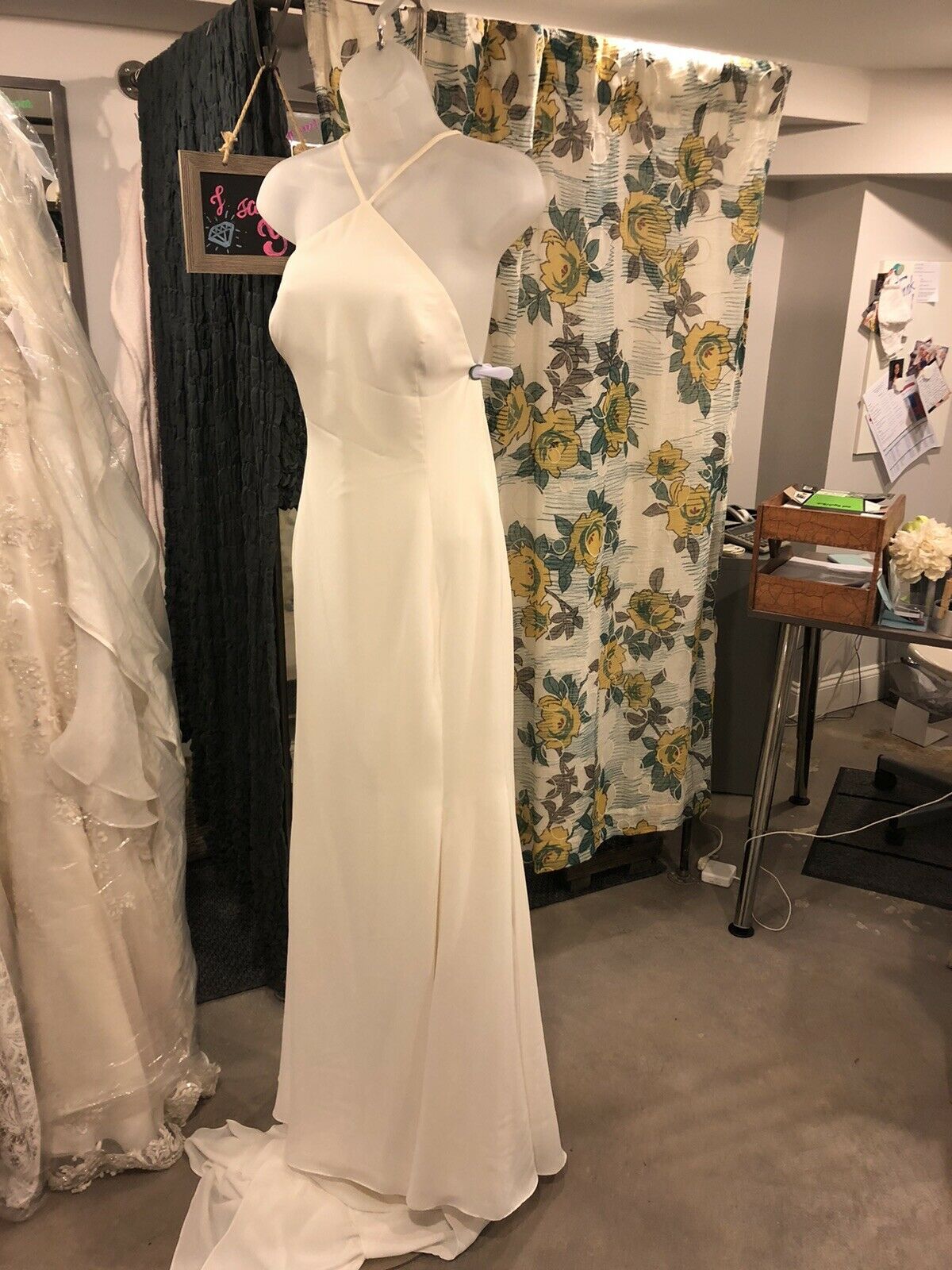 Willowby Knox 59310 Wedding Gown - Elegant Lace Bridal Dress for Bride, Perfect for Church Ceremony & Beach Weddings