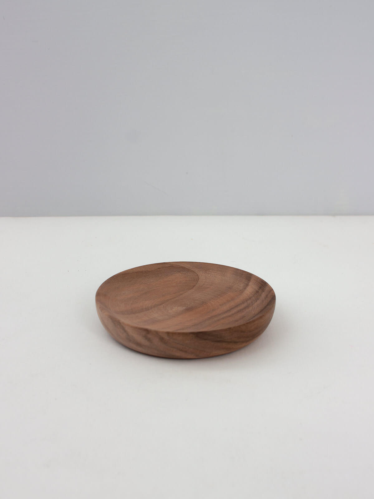 Premium Walnut Wood Serving Dish - Handcrafted Natural Wooden Bowl for Cheese, Fruit, Nuts & Appetizers - Perfect for Charcuterie Boards, Dinner Parties & Home Decor