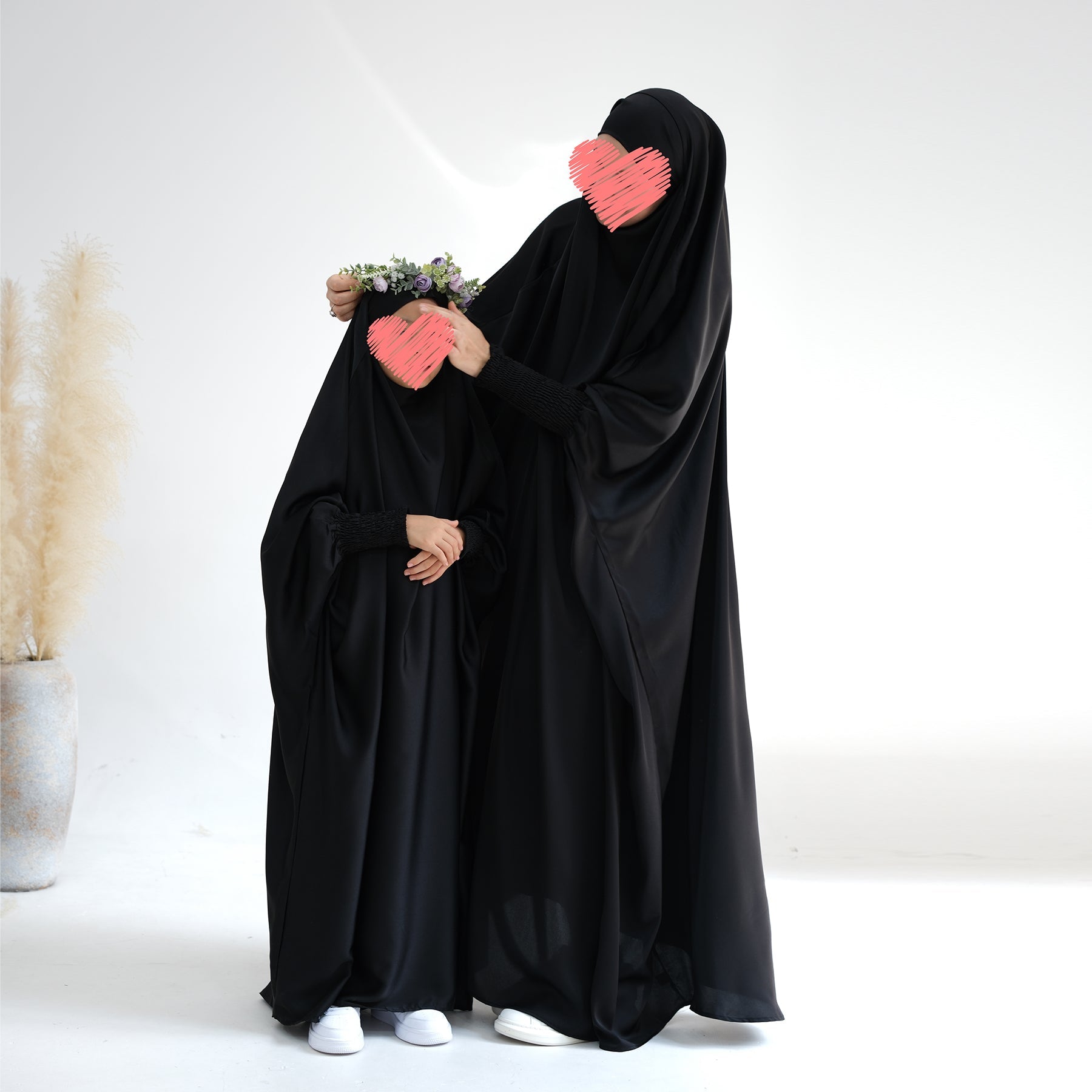 Marwa Kids Satin Jilbab - Islamic Prayer Hijab for Girls - Soft & Comfortable Black Headscarf - Perfect for School, Mosque & Special Occasions