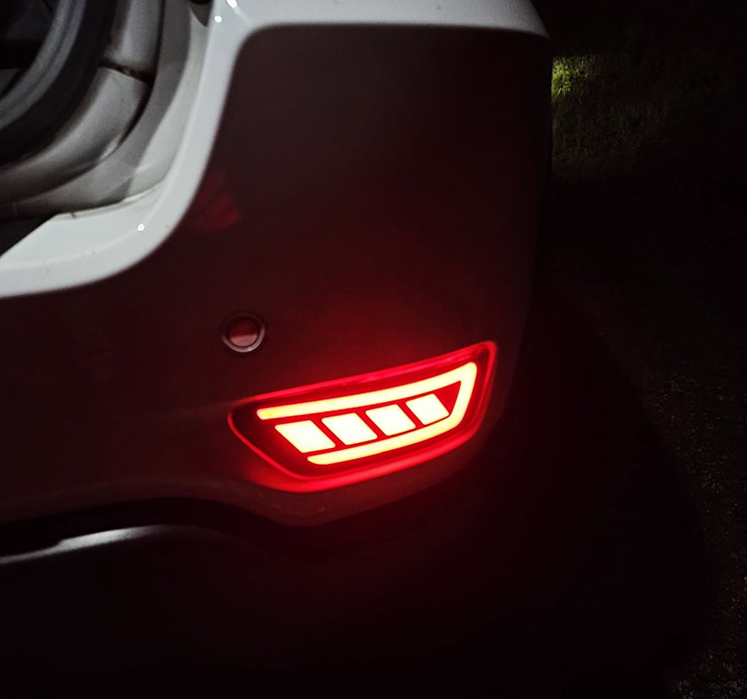 Dark Red LED Rear Bumper Reflector Lights for Jeep WK2 Grand Cherokee 2011-2022 - Enhanced Safety & Style for Night Driving & Off-Road Adventures