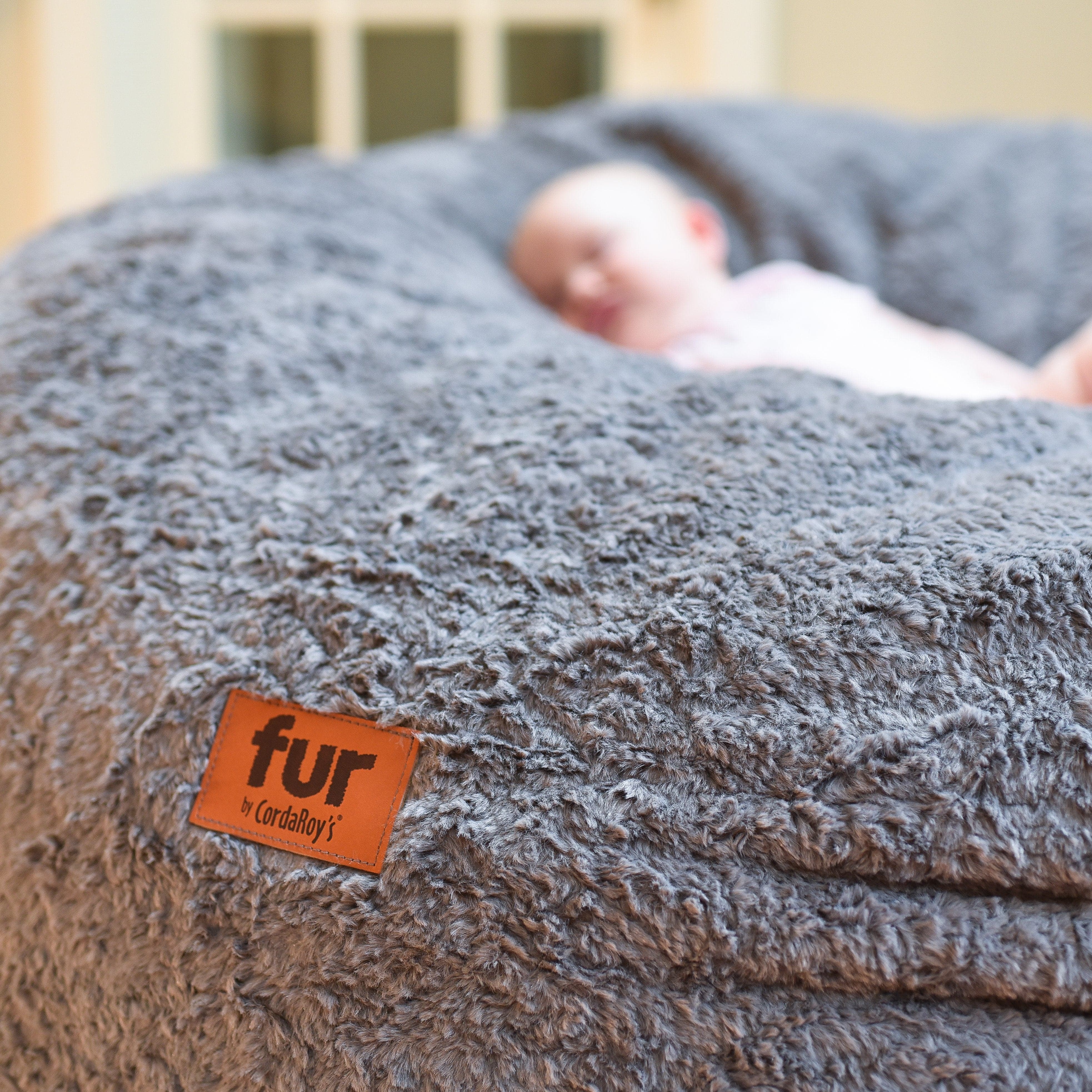 Premium Faux Fur Bean Bag Chair - Ultra Soft & Comfortable for Living Room, Bedroom, or Game Room - King Size Luxury Lounger for Relaxing & Gaming