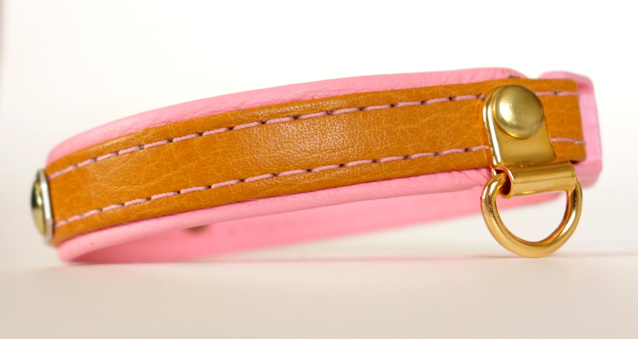 Personalized Leather Cat Collar with Multiple Color Options - Stylish & Durable Pet Accessory for Daily Walks, Grooming, and Special Occasions