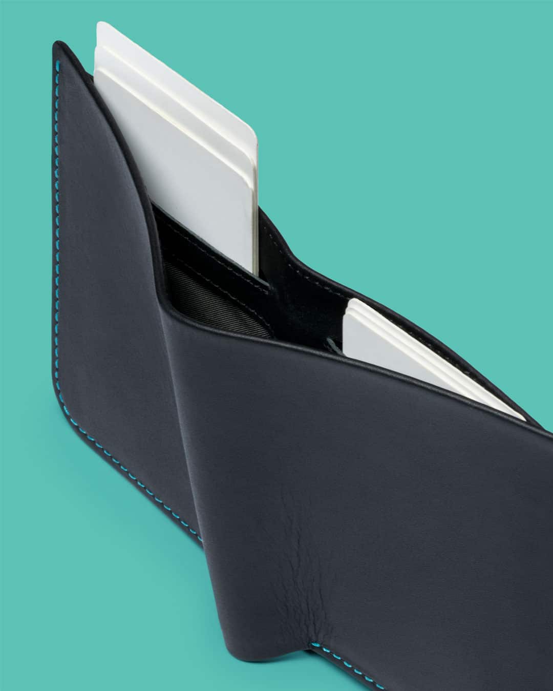 Premium Wave Bifold Wallet for Men - RFID Blocking Leather Wallet with Multiple Card Slots & Cash Pocket - Perfect for Everyday Use, Travel, and Business