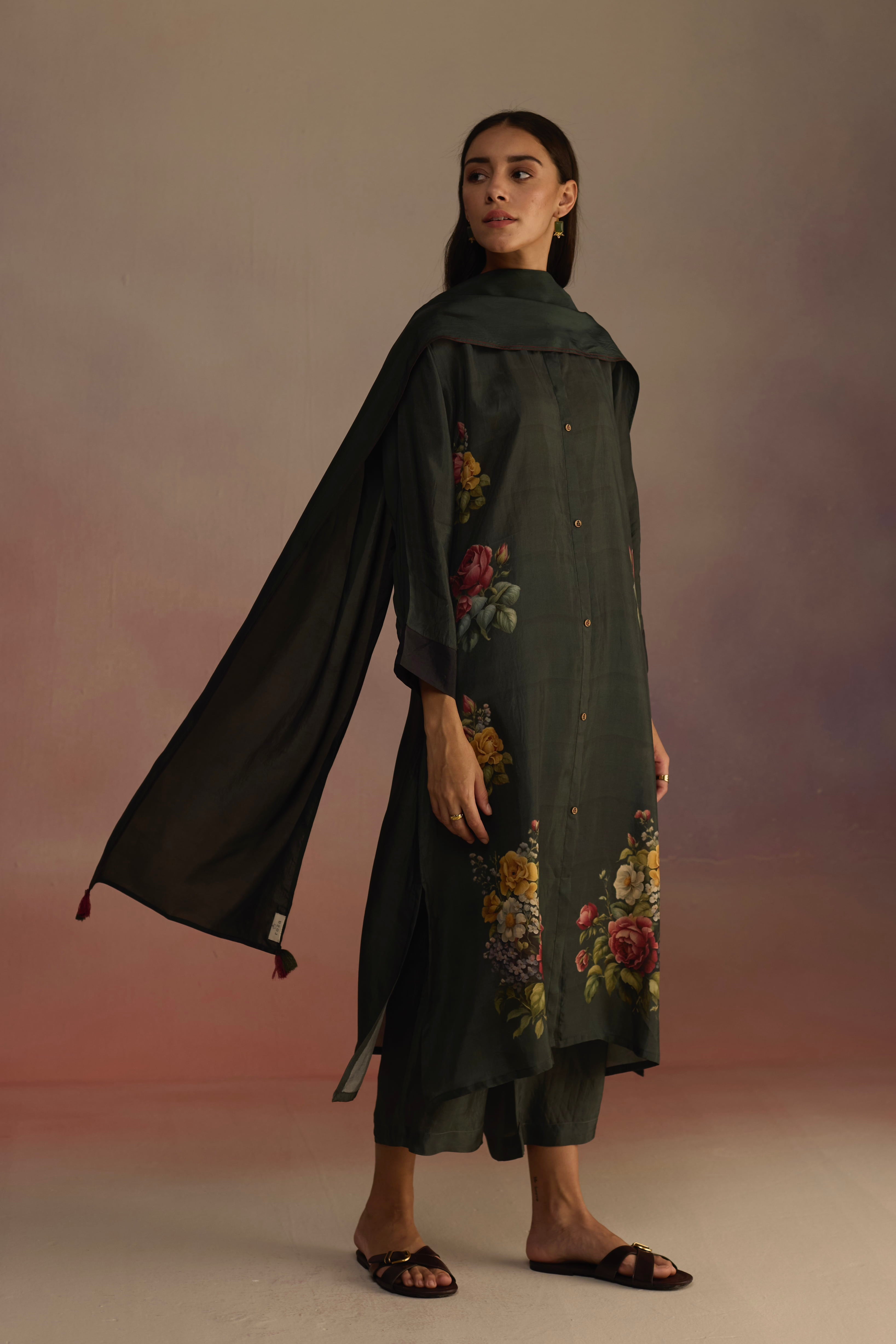 Elegant Gladiolus Floral Shawl - Soft Lightweight Wrap Scarf for Women - Perfect for Weddings, Parties, and Evening Events
