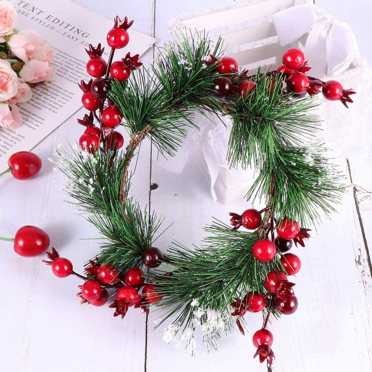 BESPORTBLE Traditional Christmas Advent Wreath Candle Holder with Red Berries & Pine Needles - Festive Holiday Table Decor for Home, Church & Office Celebrations (Red)